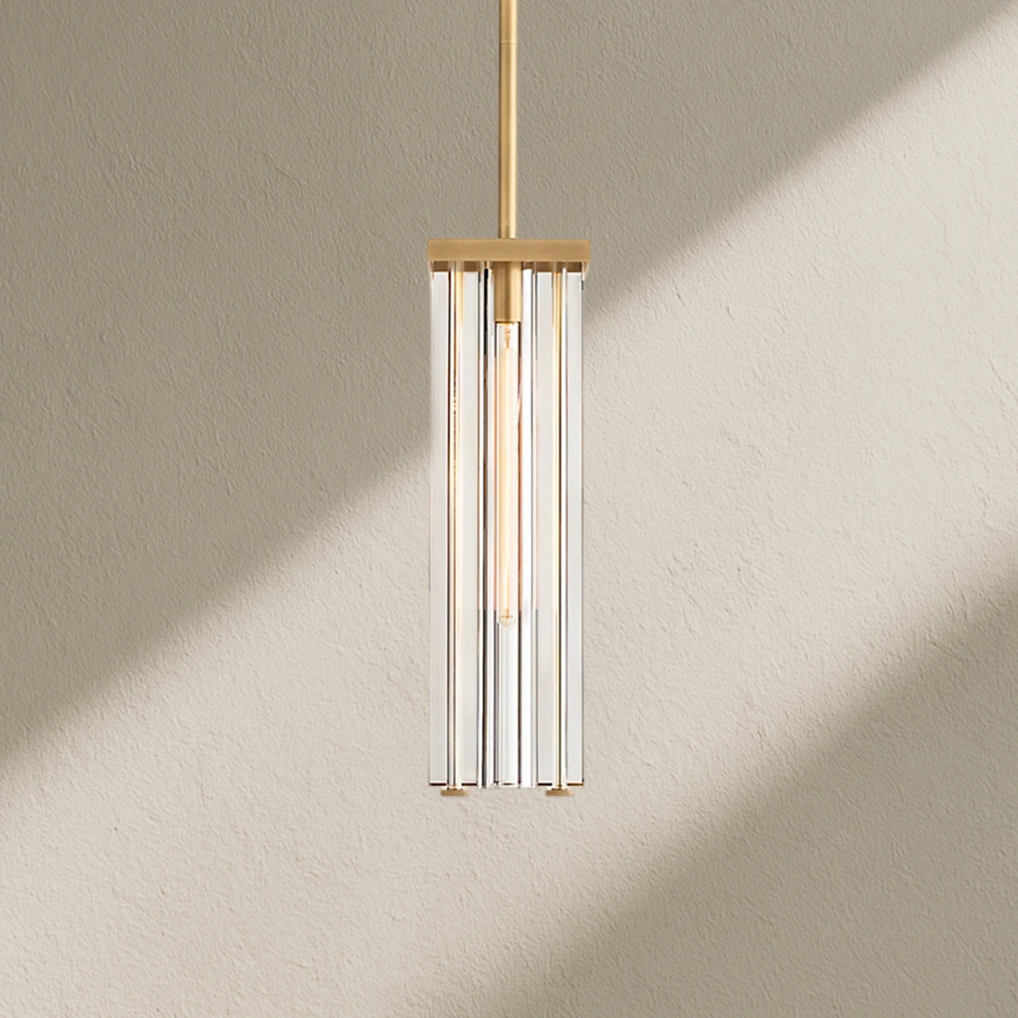 SAVFZ Square Pendant 14"