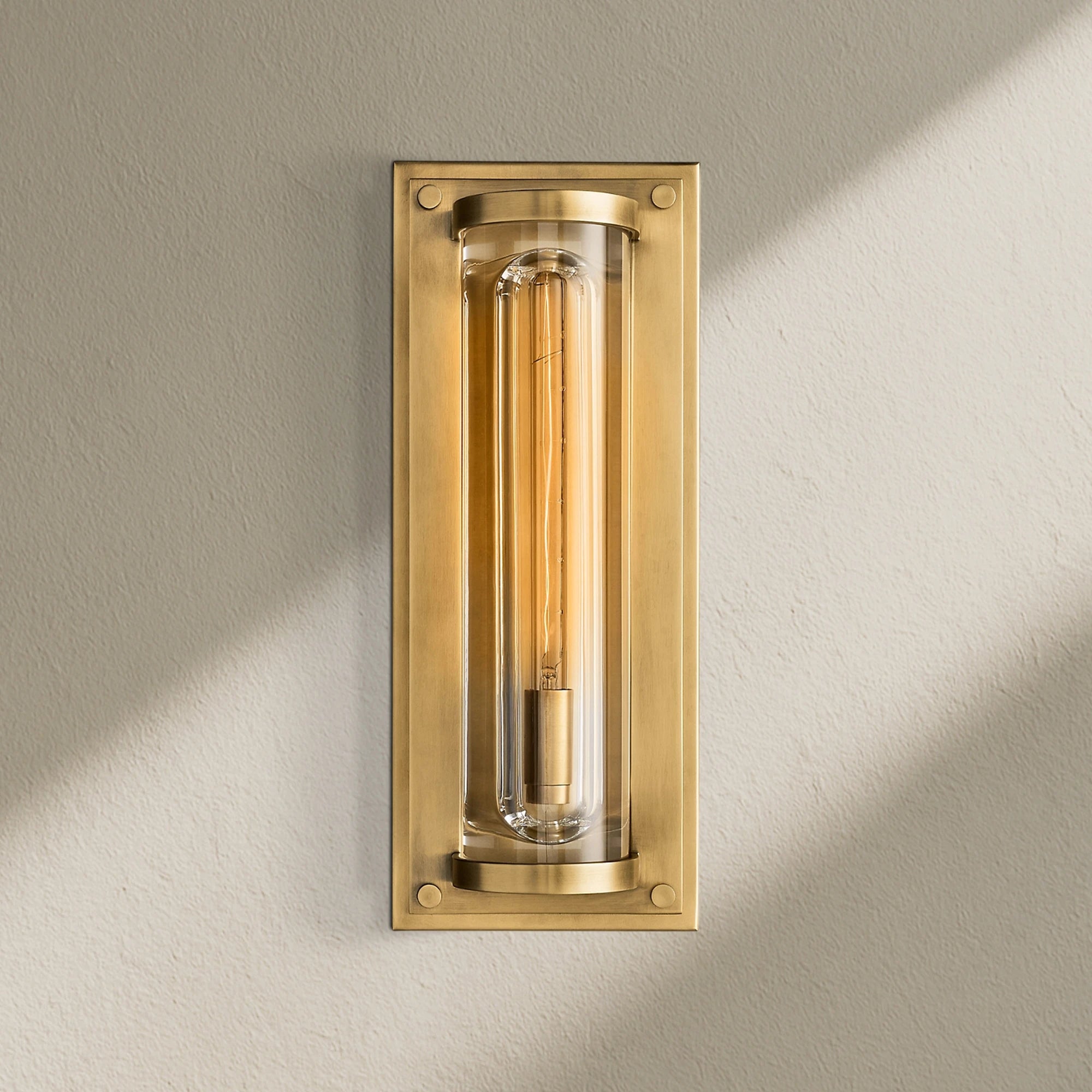SAVFZ Grand Round Sconce 20"