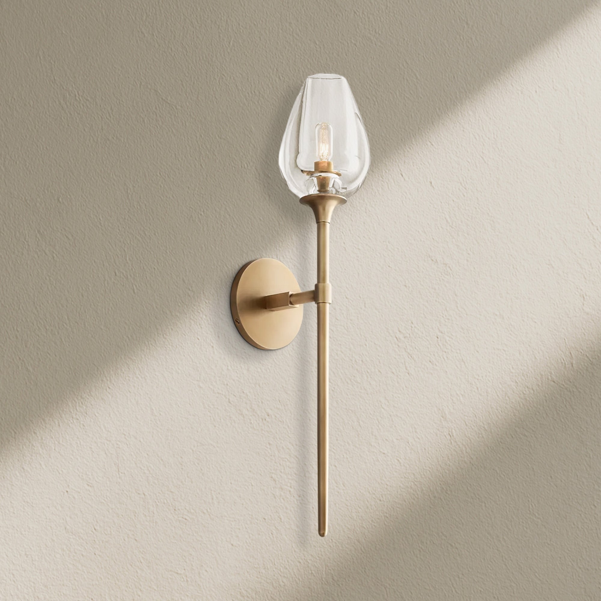Tulfze Grand Sconce