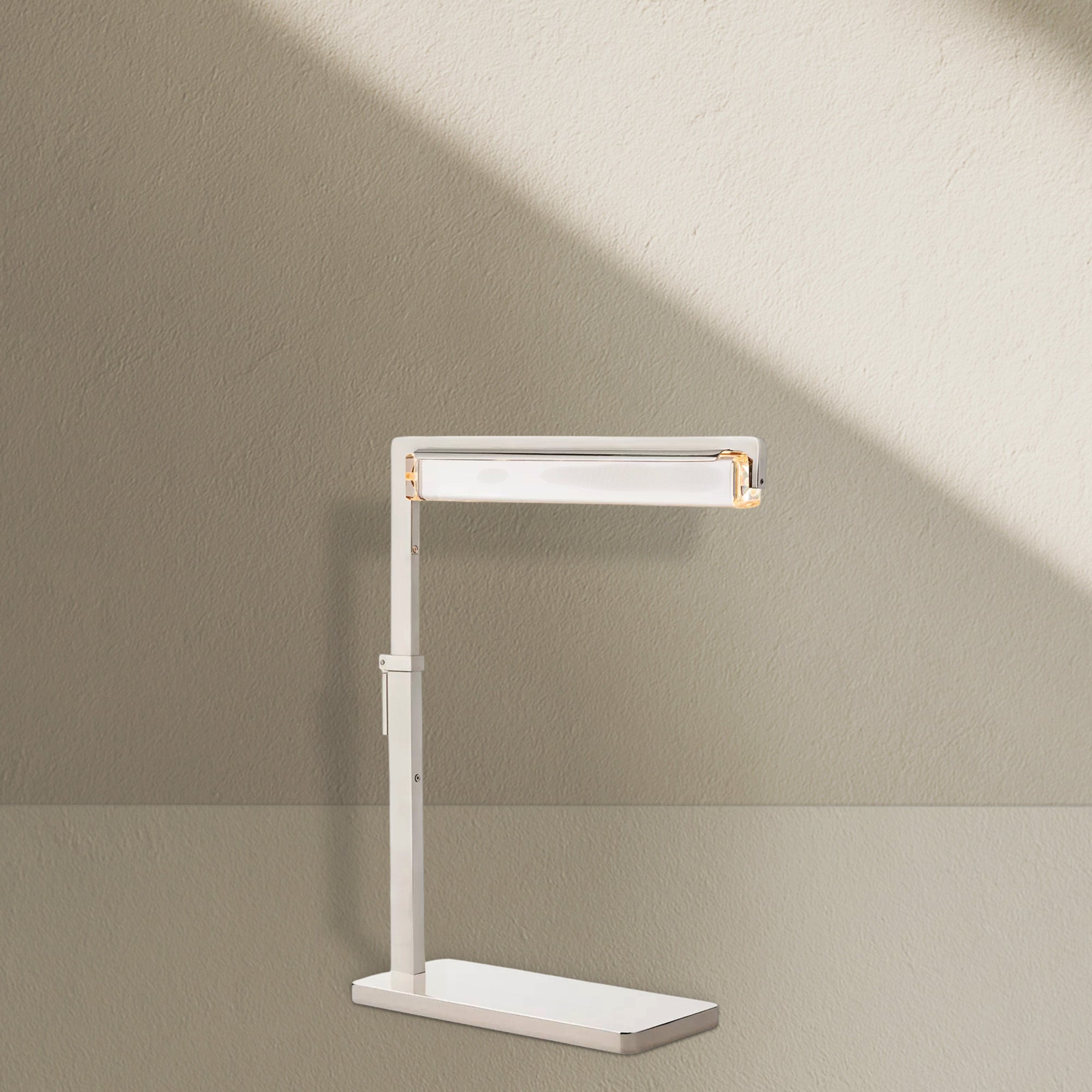 Aufz Crystal Task Table Lamp