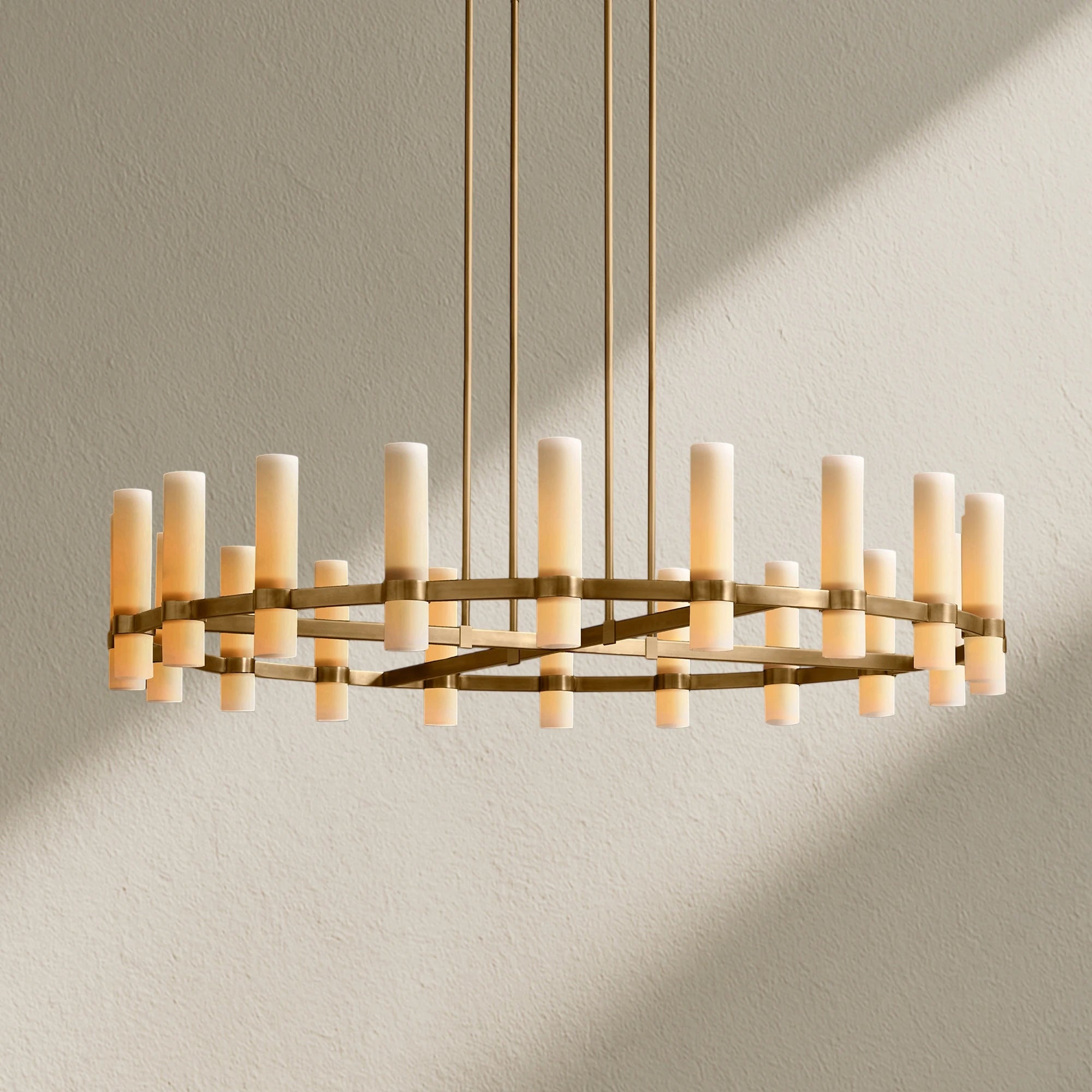 Ravfz Round Milk Glass Chandelier