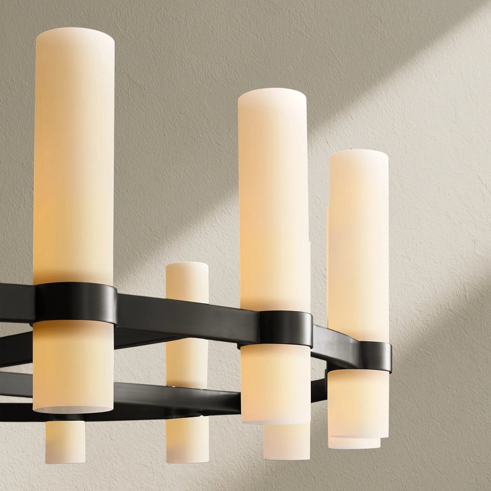 Ravfz Round Milk Glass Chandelier