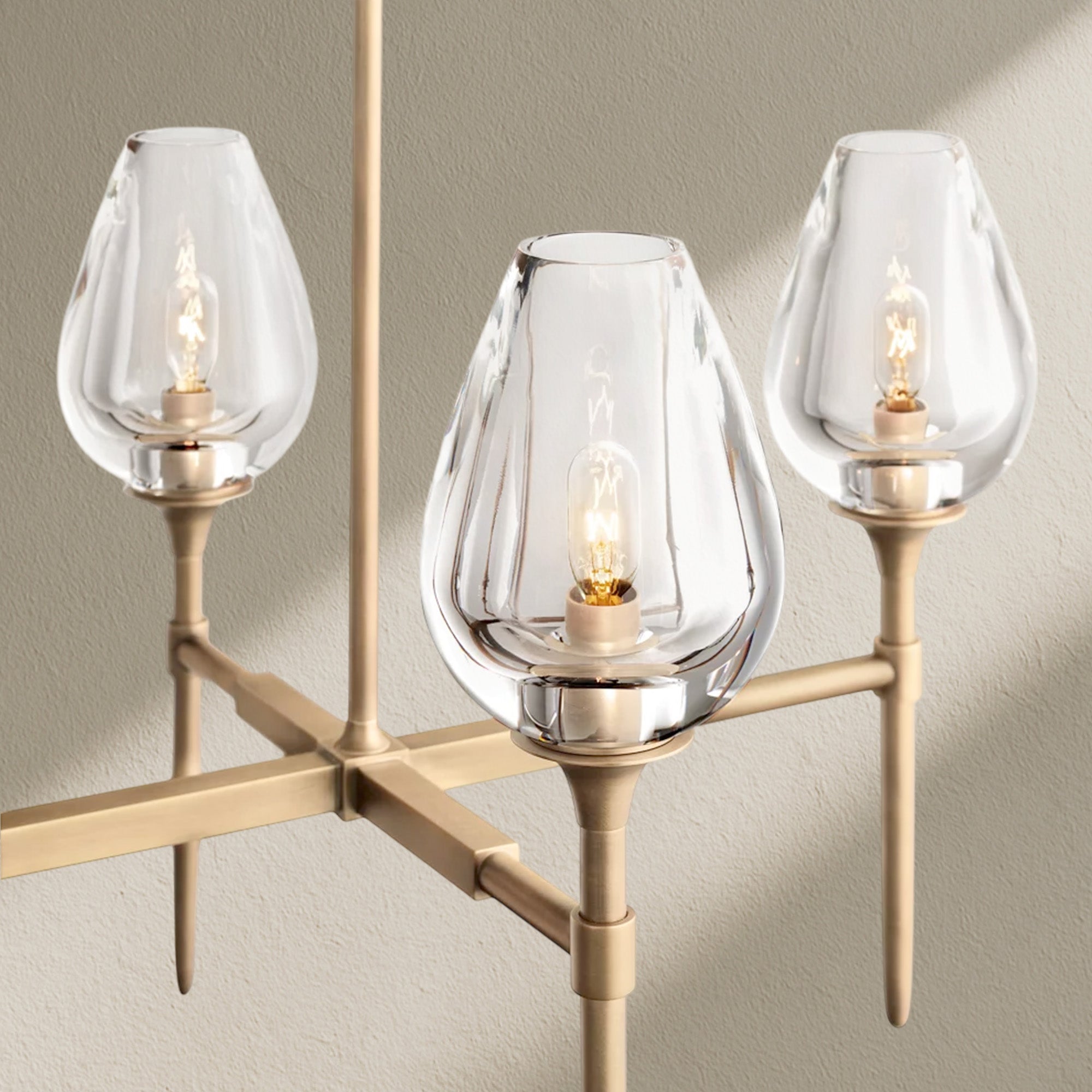 Tulfze Linear Chandelier 52"65"