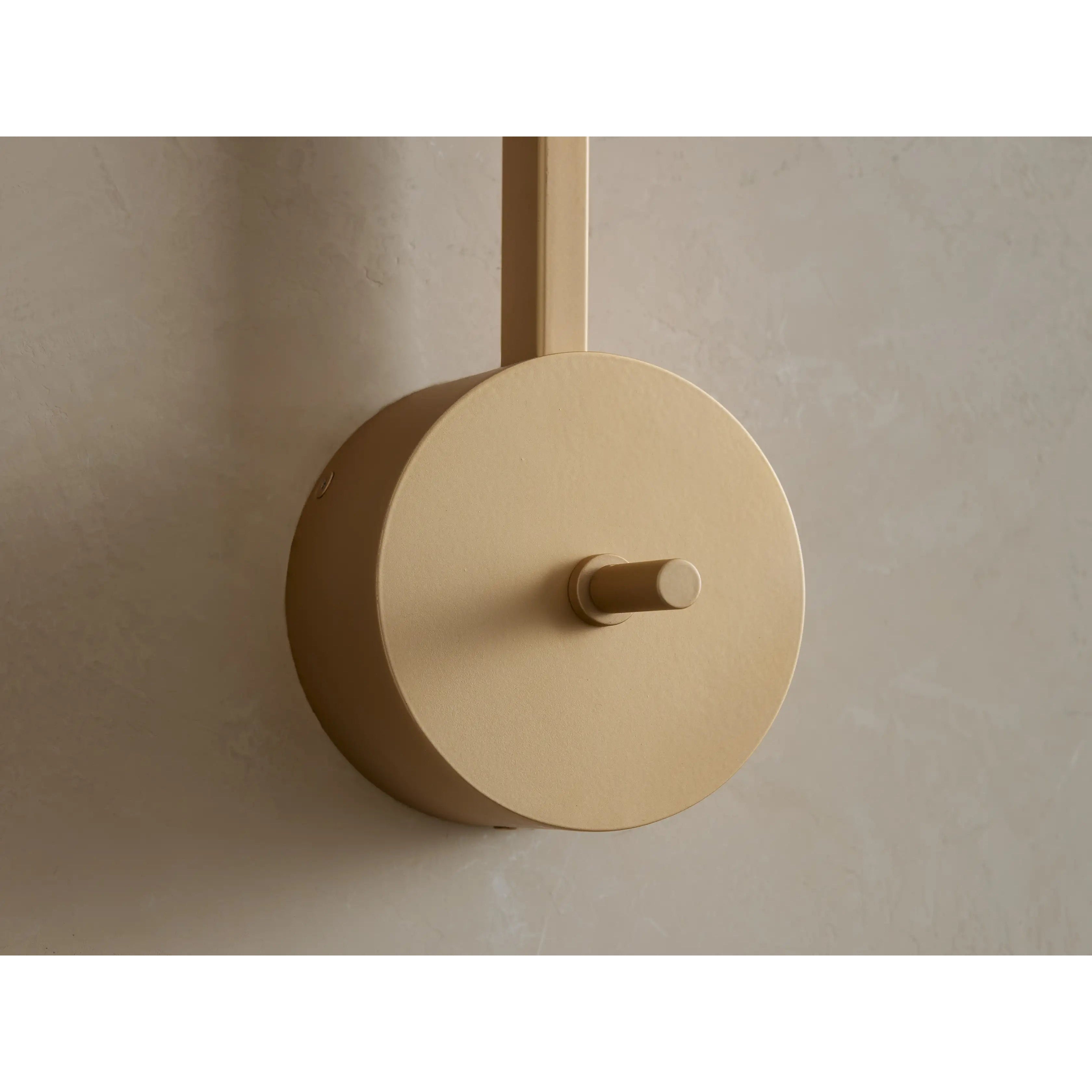 Costella Grand Sconce