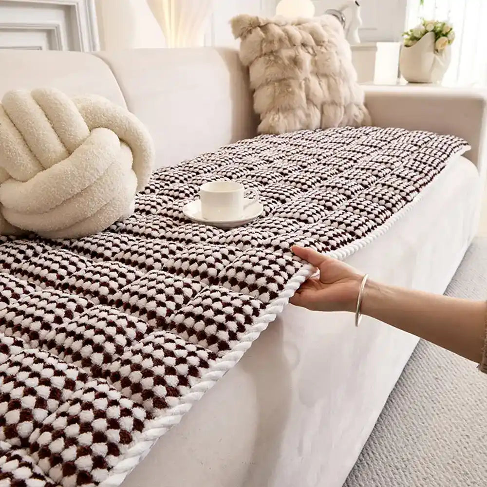 Thick Quilted Anti-Slip Plush Dot Pet-Friendly Pad Couch Cover