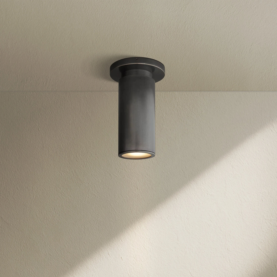 Chafz Flushmount