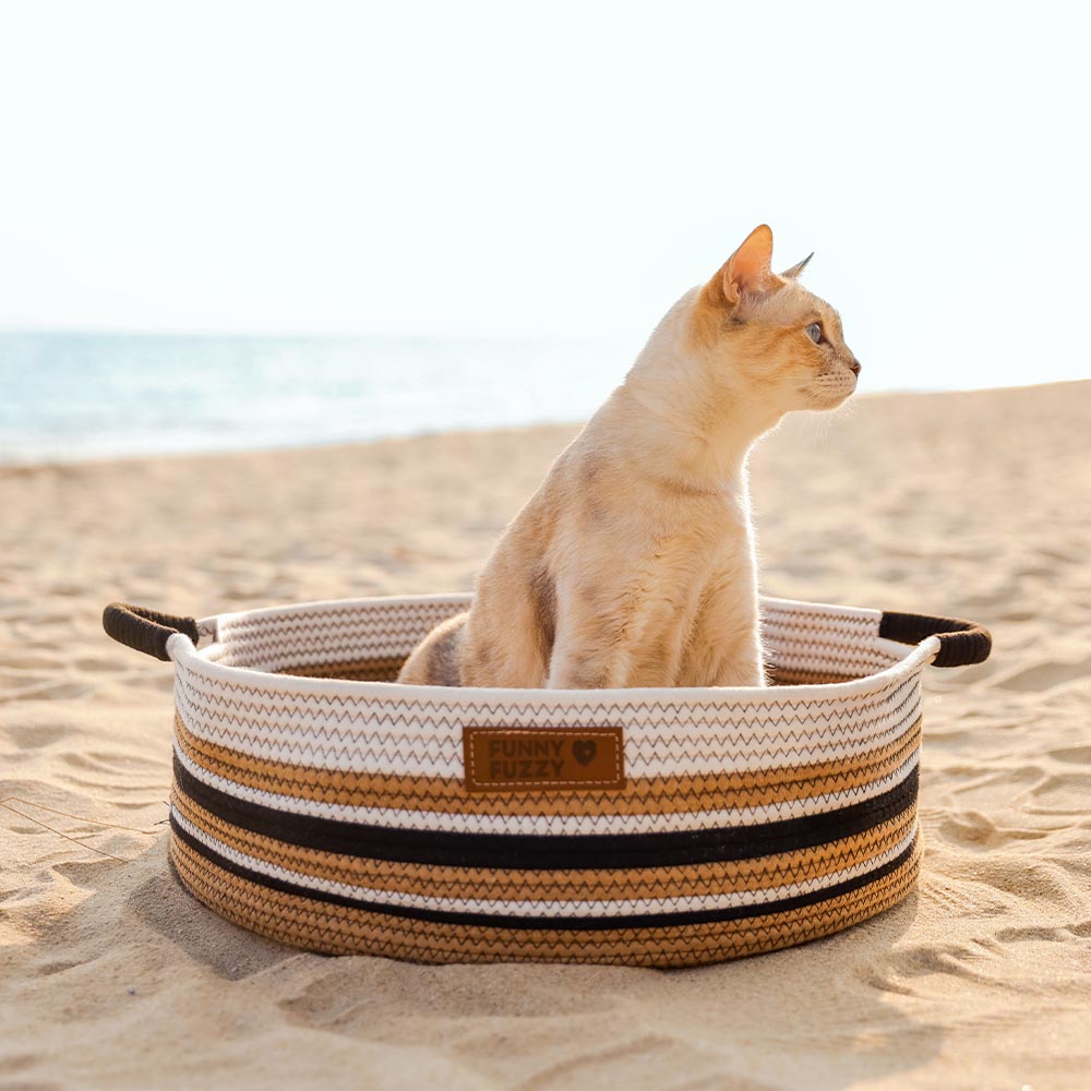 Handcrafted Stripe Calming Pet Bed - Timeless Nest