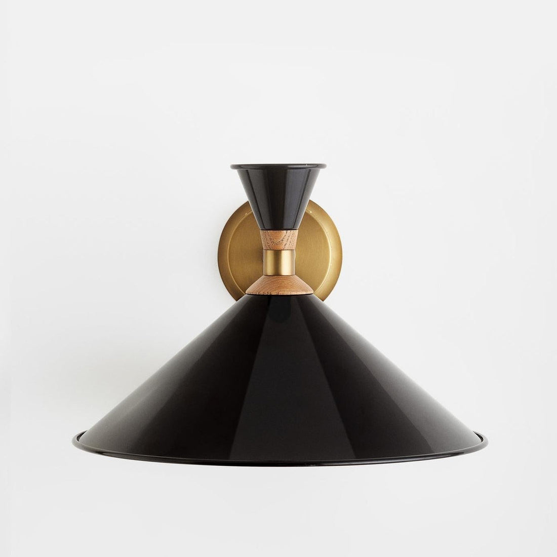 Hera Wall Light
