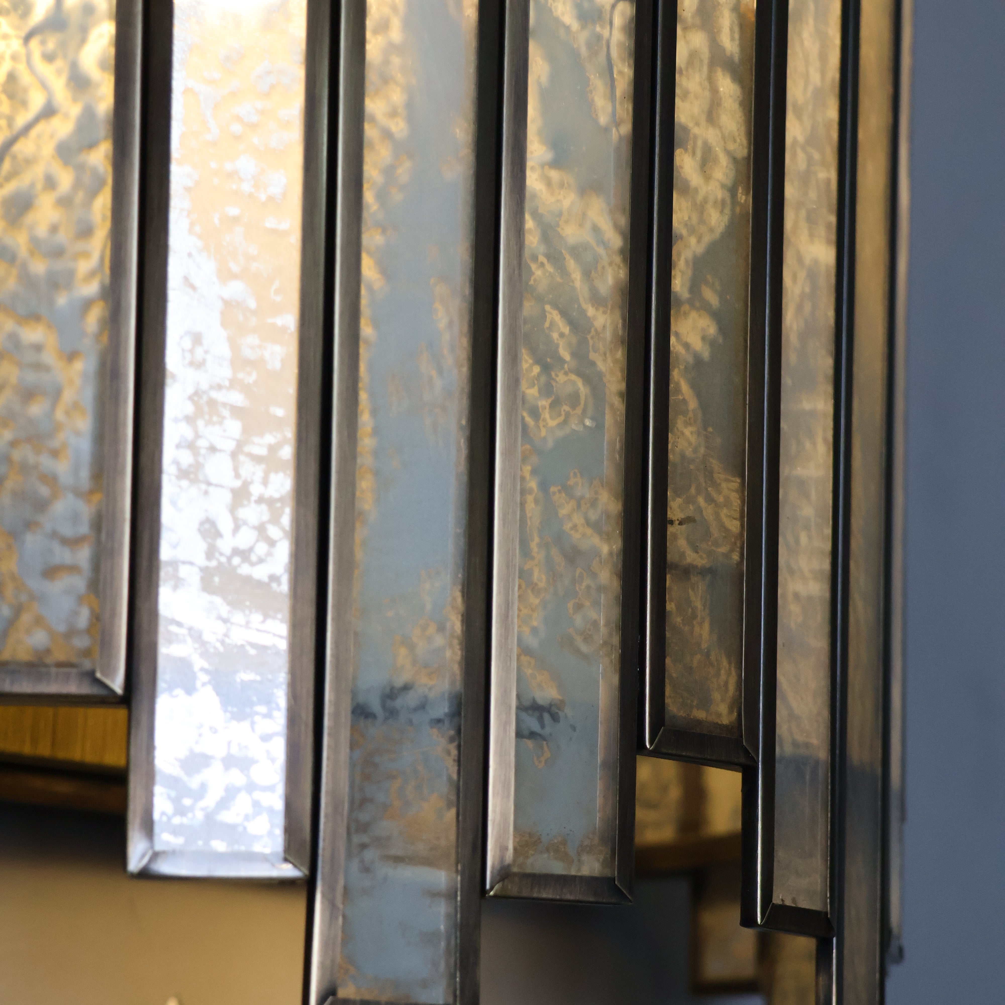 Laila Sconce