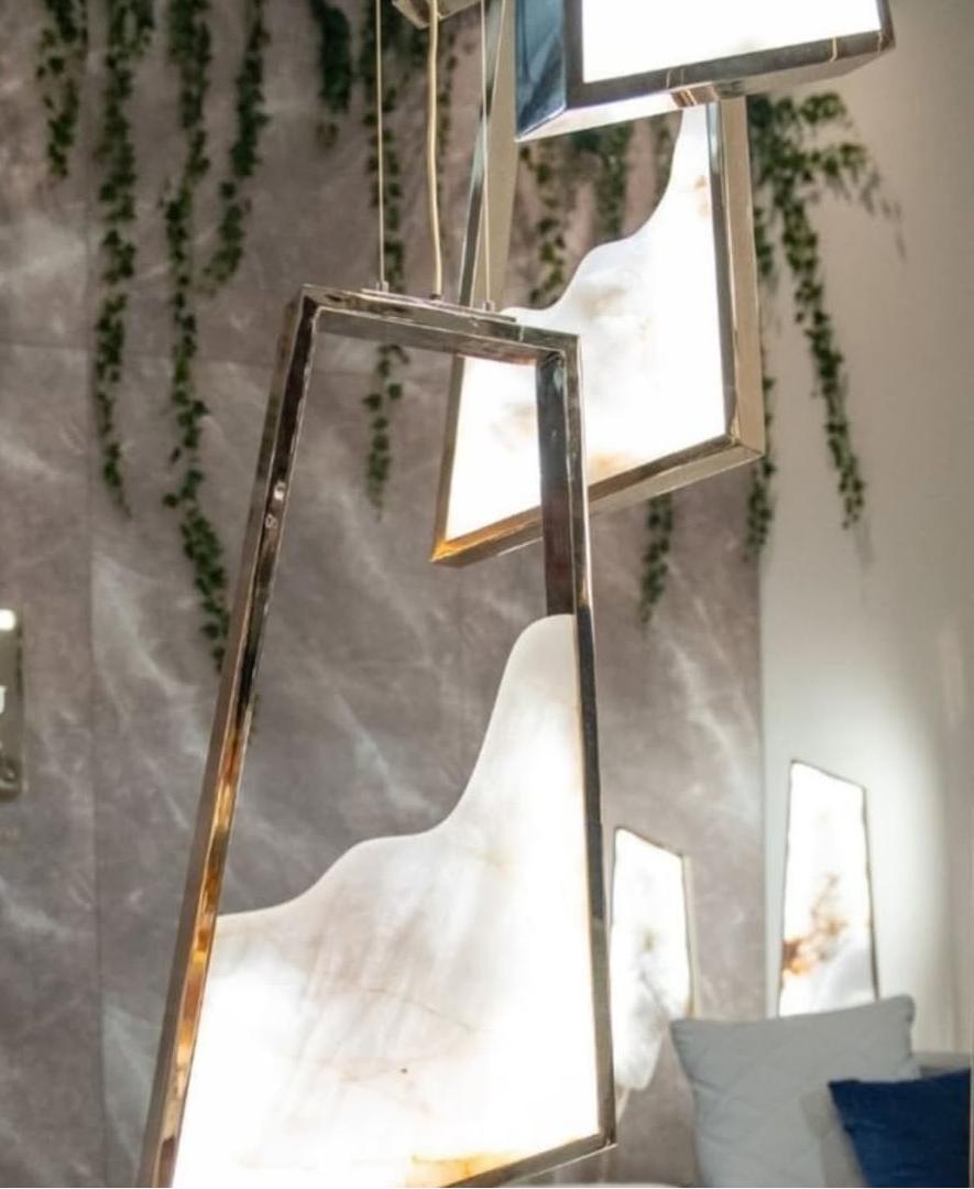 Modern Light Luxury Alabaster Chandelier in Gold Finish-Joyfuzzy