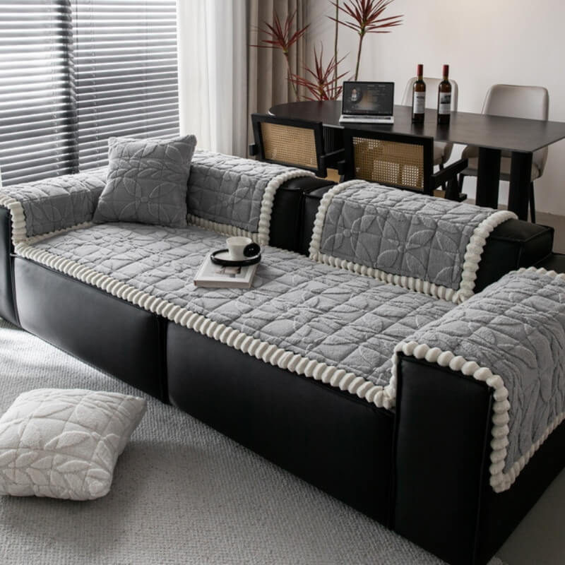 Thickened Short Plush Leaf Pattern Scratch Resistant Non-Slip Couch Cover