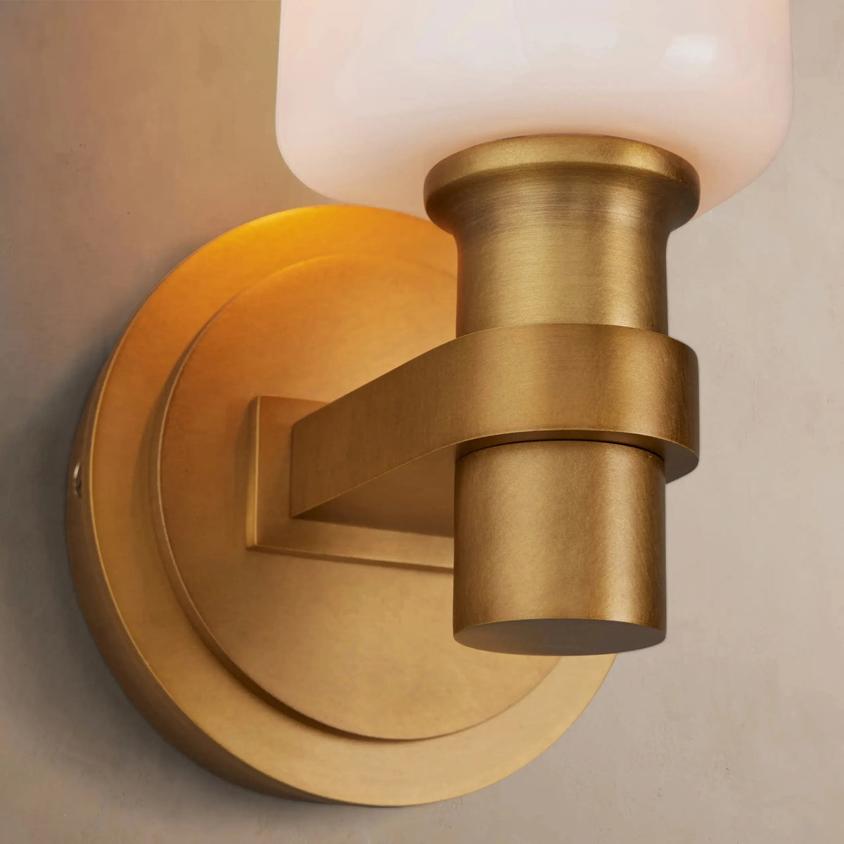 Zayd Sconce
