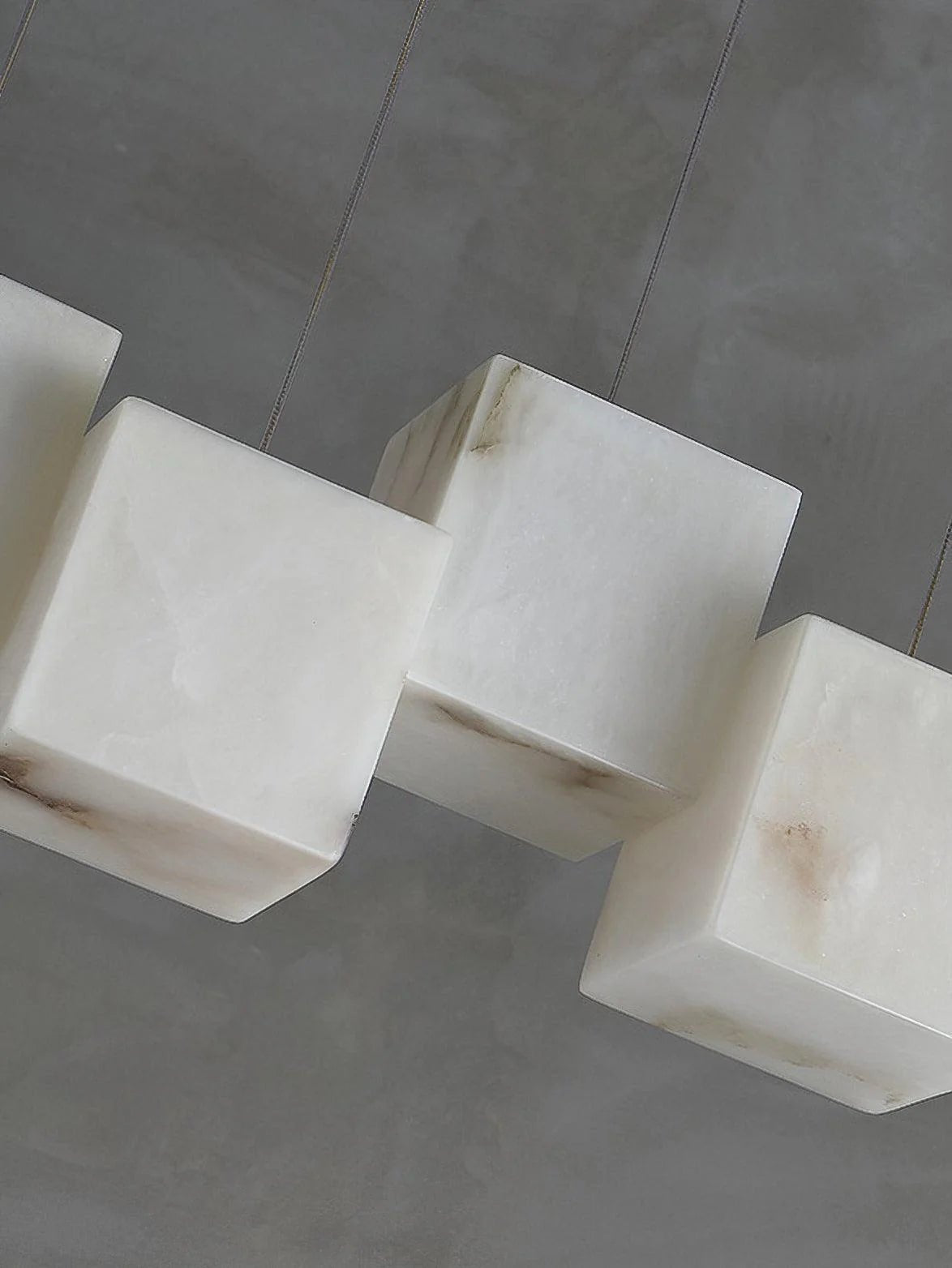 Alabaster Cubic Linear Chandelier - 10 Lights: 47.2" LJoyfuzzy