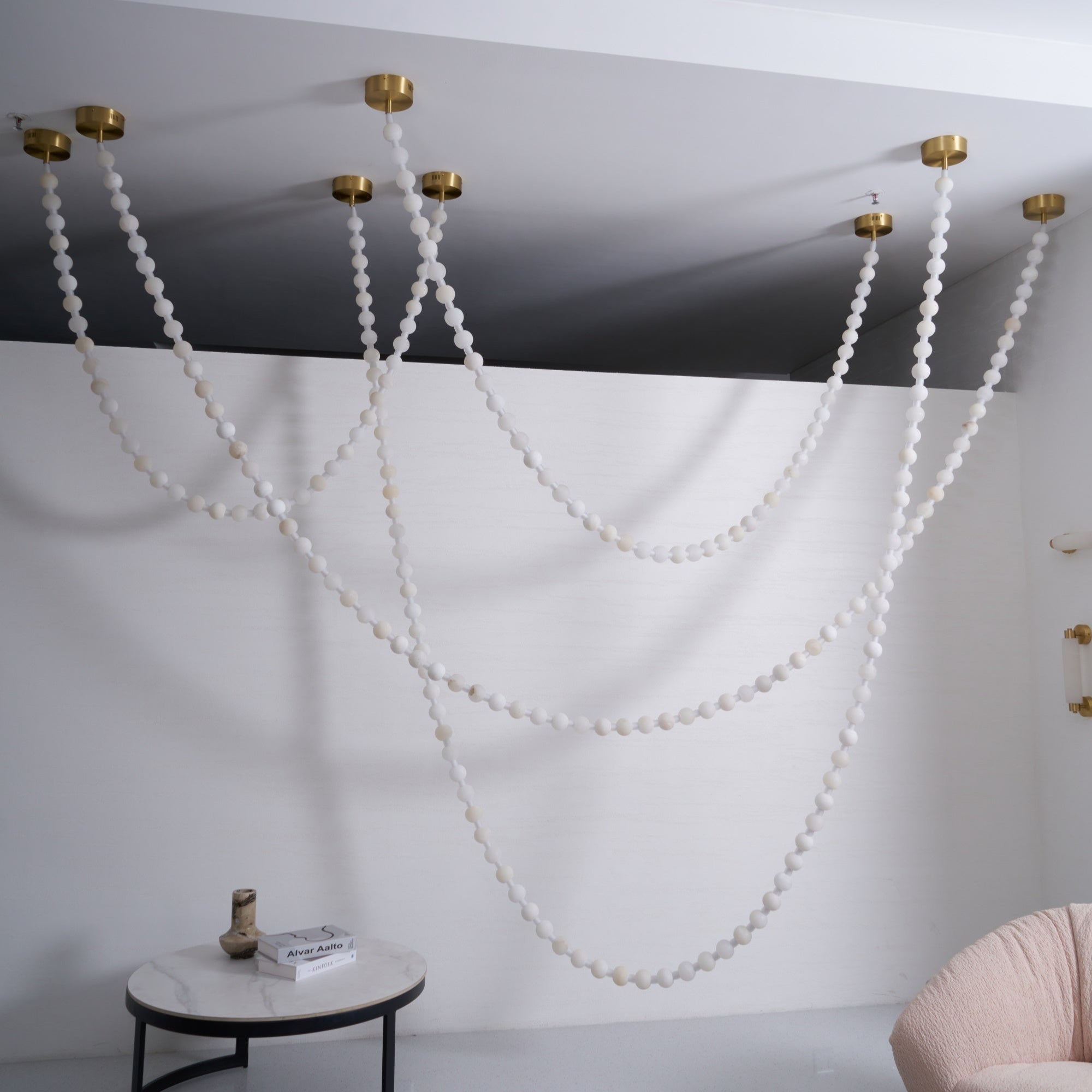 Alabaster Pearl Necklace Chandelier - Total Length 100cm / L 39.4″Gold & WhiteJoyfuzzy