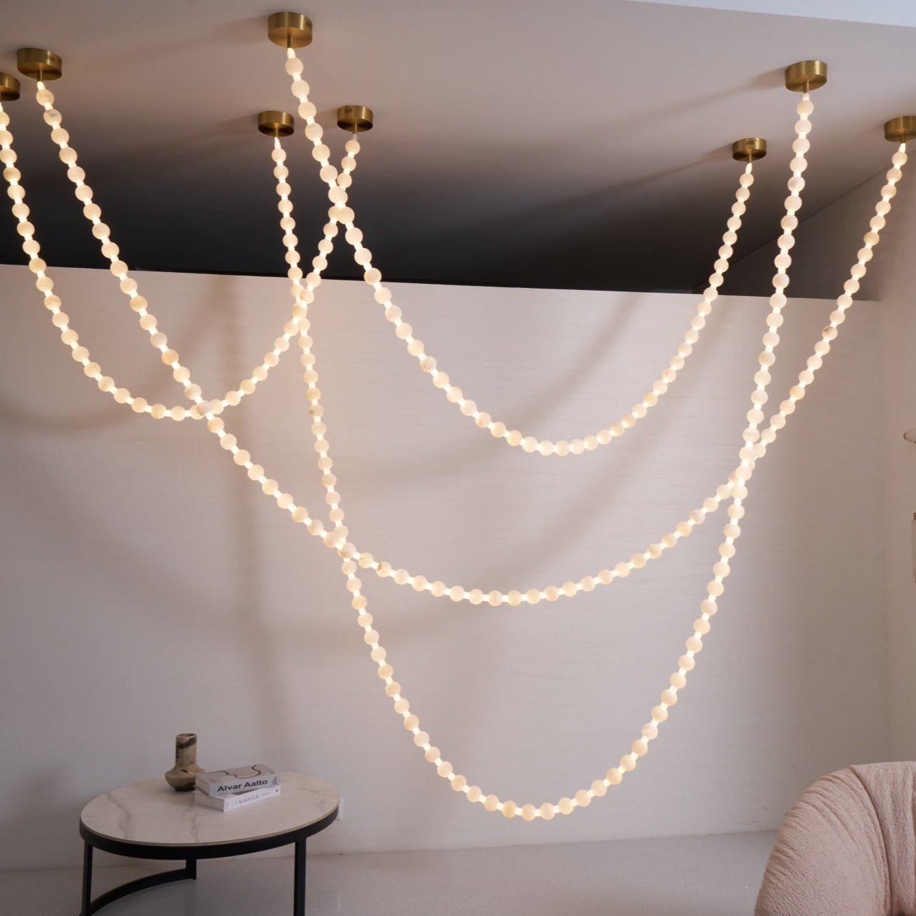 Alabaster Pearl Necklace Chandelier - 4 - Strips L 145.7″ + 116.9″ + 220.5″ + 244.9″Gold & WhiteJoyfuzzy