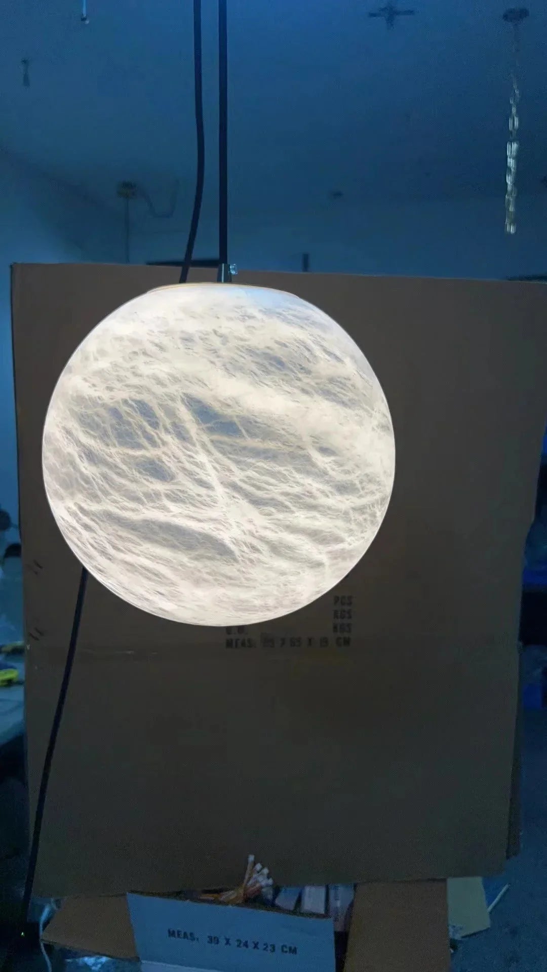 Alabaster Spherical Pendant Light - Joyfuzzy