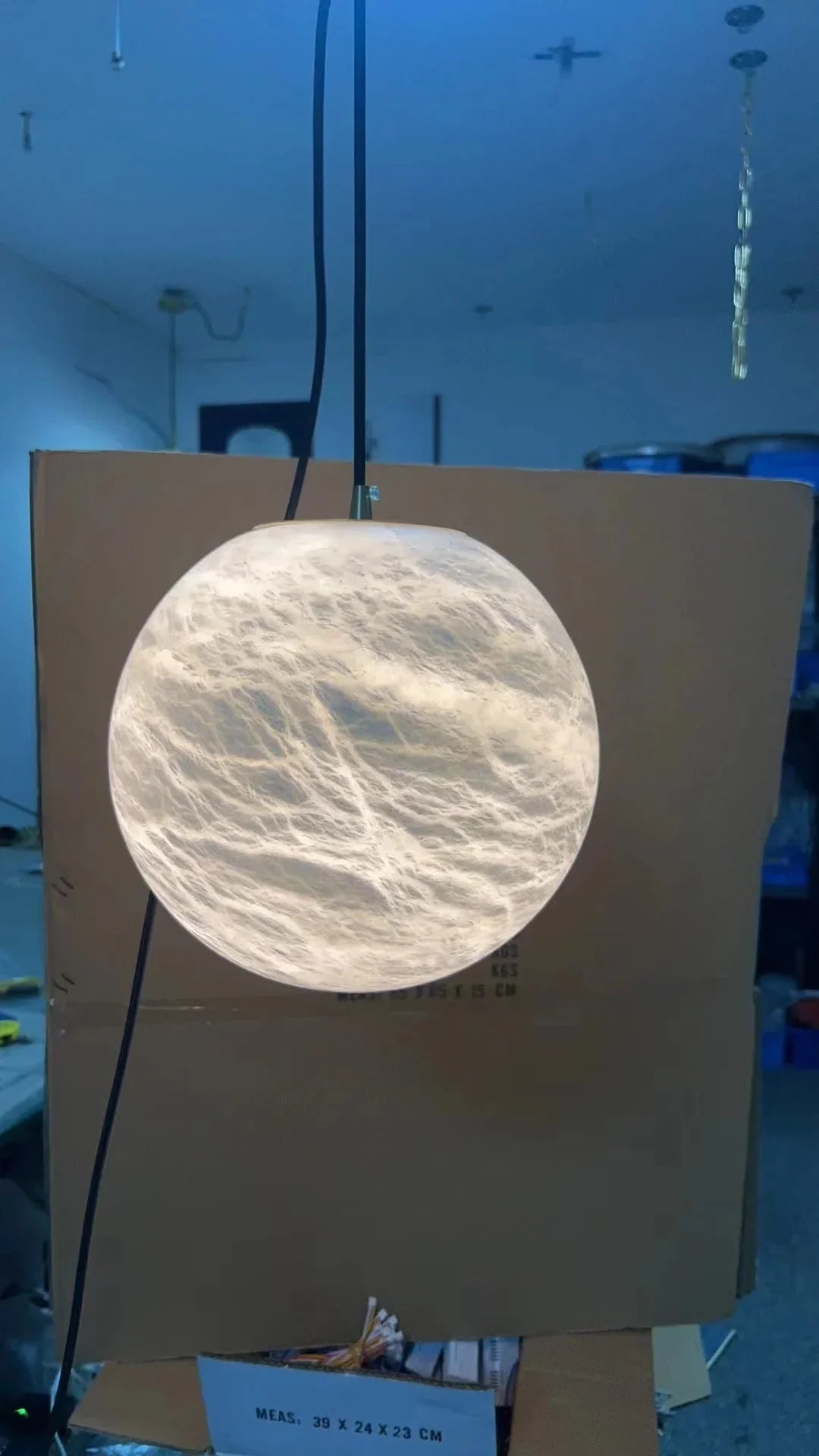 Alabaster Spherical Pendant Light - Joyfuzzy