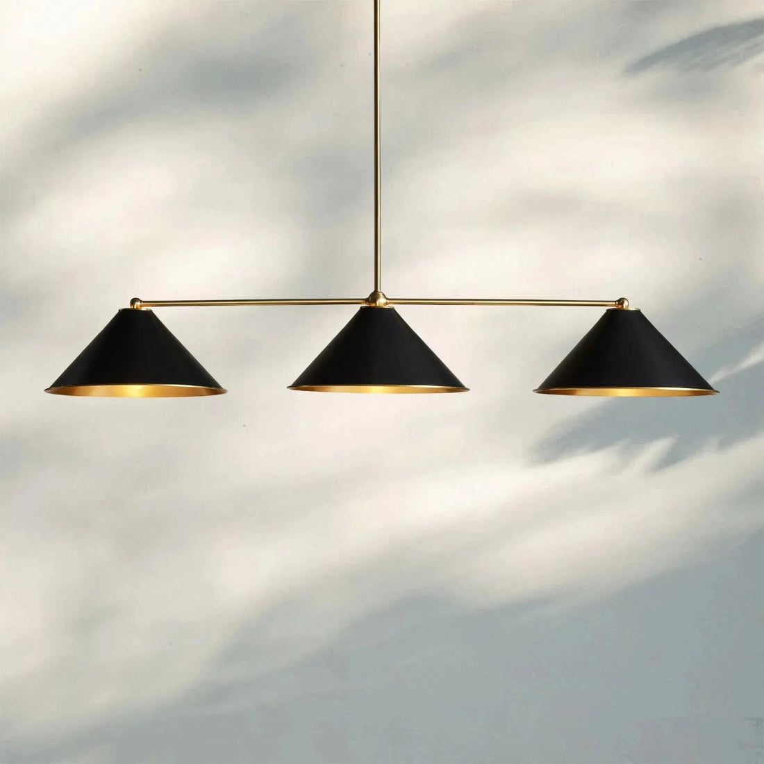 Arno Linear Chandelier - Joyfuzzy