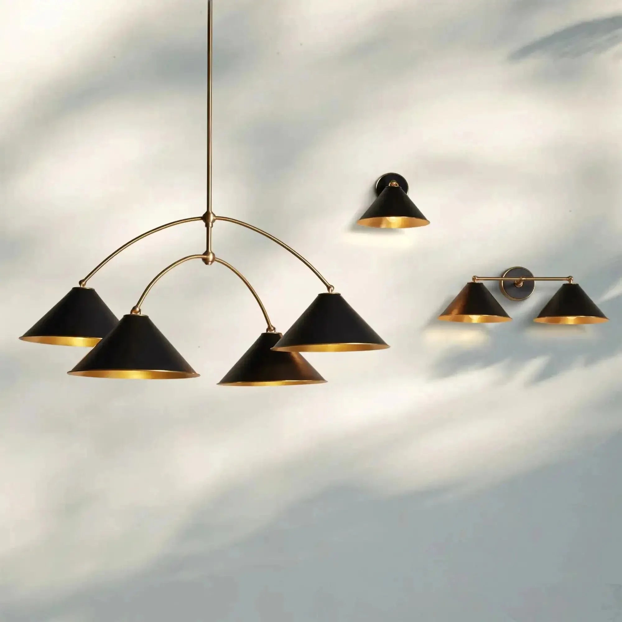 Arno Single Wall Sconce - Joyfuzzy