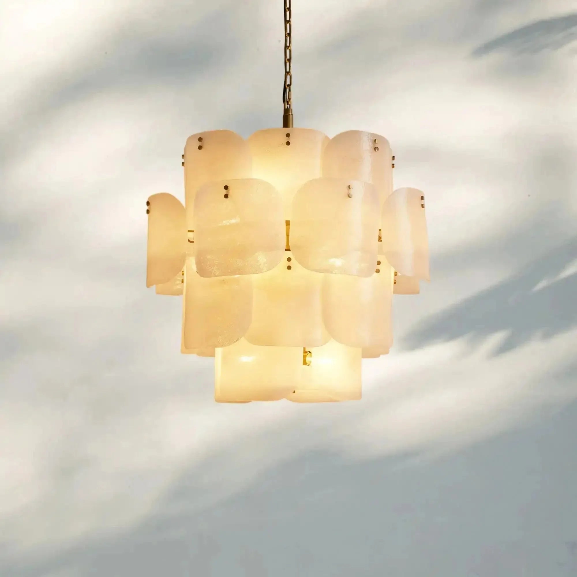 Blaire Round Chandelier - Joyfuzzy