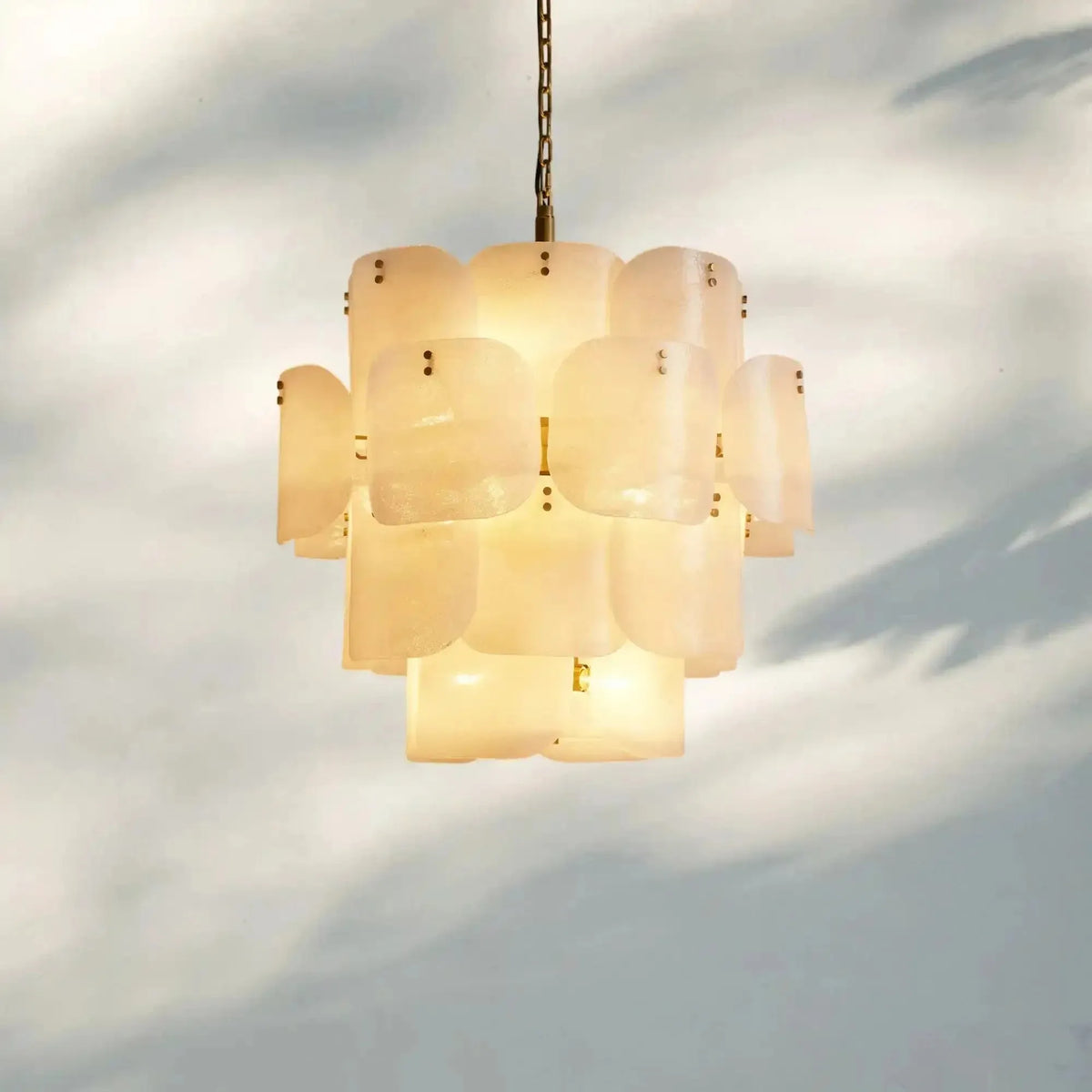 Blaire Round Chandelier - Joyfuzzy