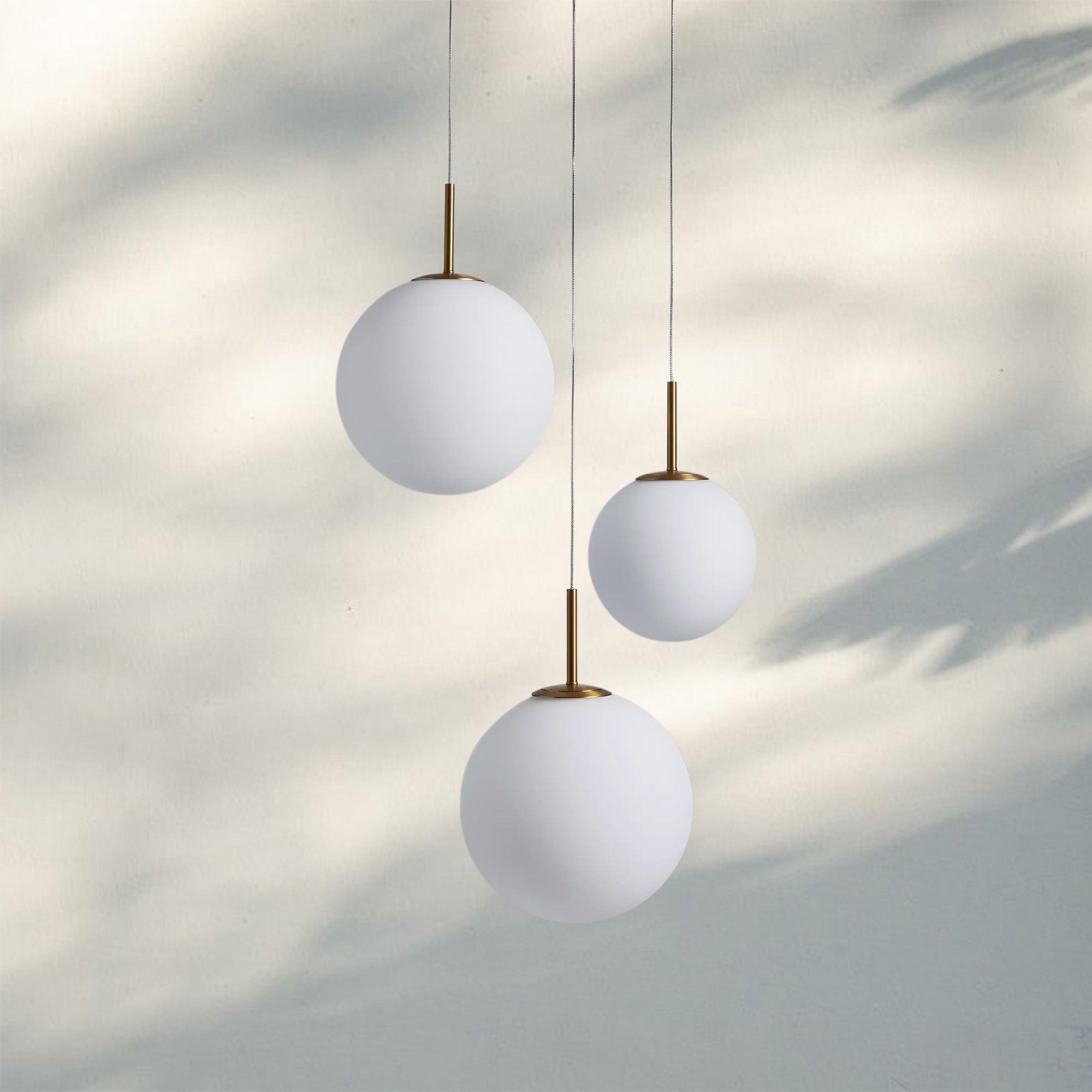 Casen Modern Round Chandelier - Hand - Blown Crackle Glass & Satin Brass LED Pendant Light - 3 - Light 20''Matte OpalJoyfuzzy