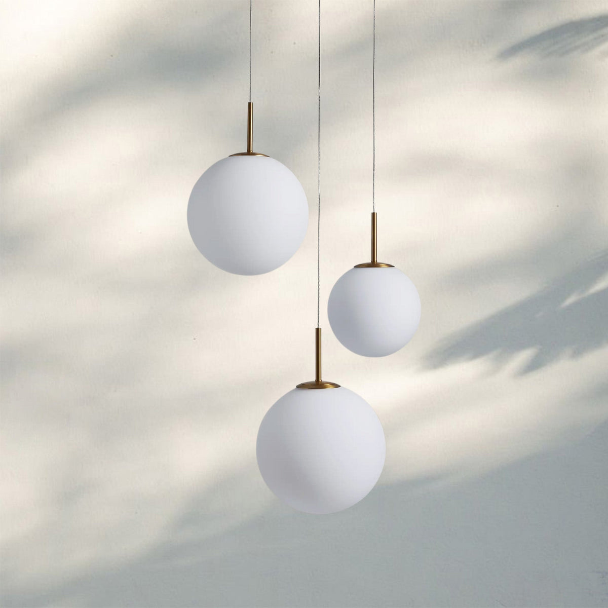 Casen Modern Round Chandelier - Hand - Blown Crackle Glass & Satin Brass LED Pendant Light - 3 - Light 20''Matte OpalJoyfuzzy