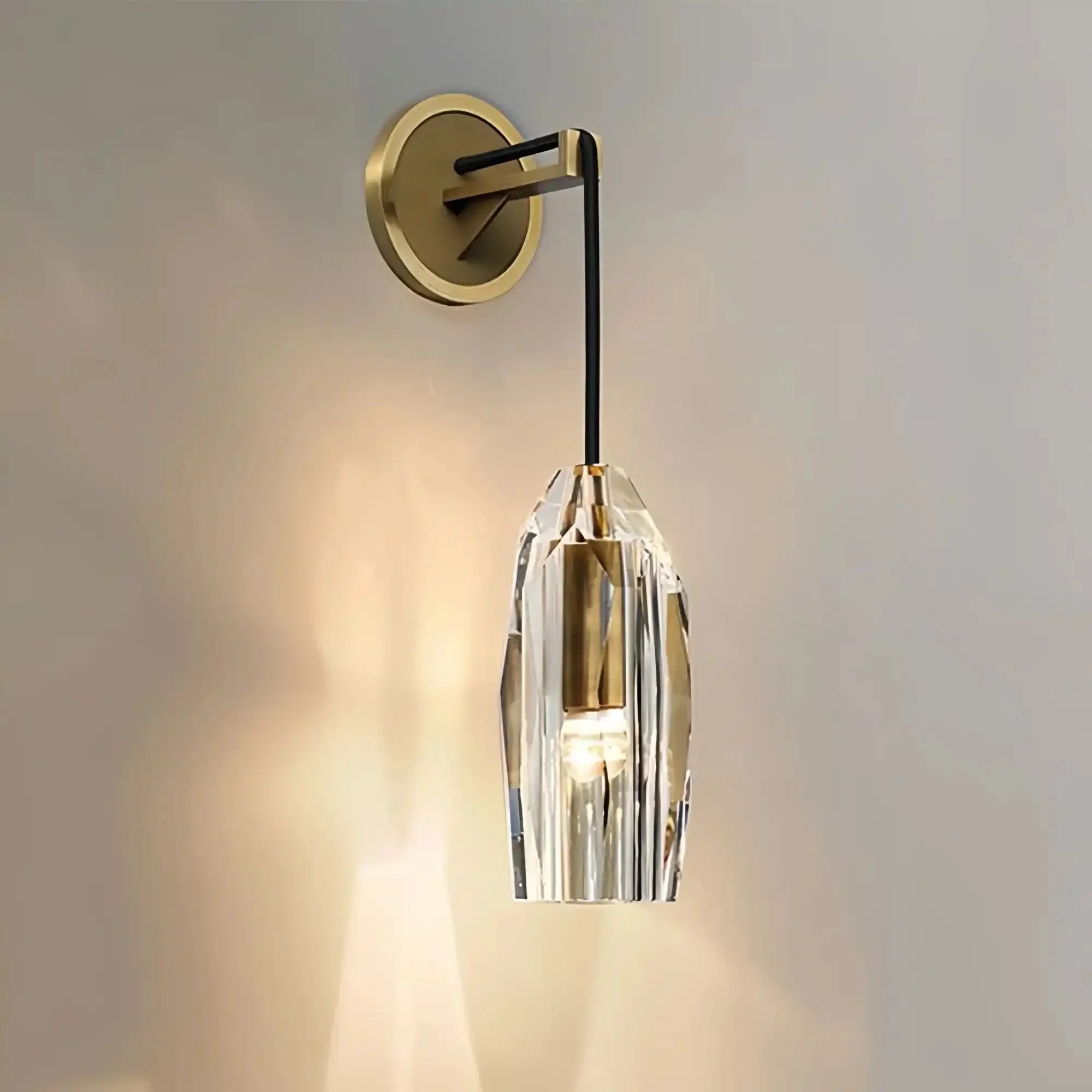 Chap Crystal Shade Wall Sconce - Joyfuzzy