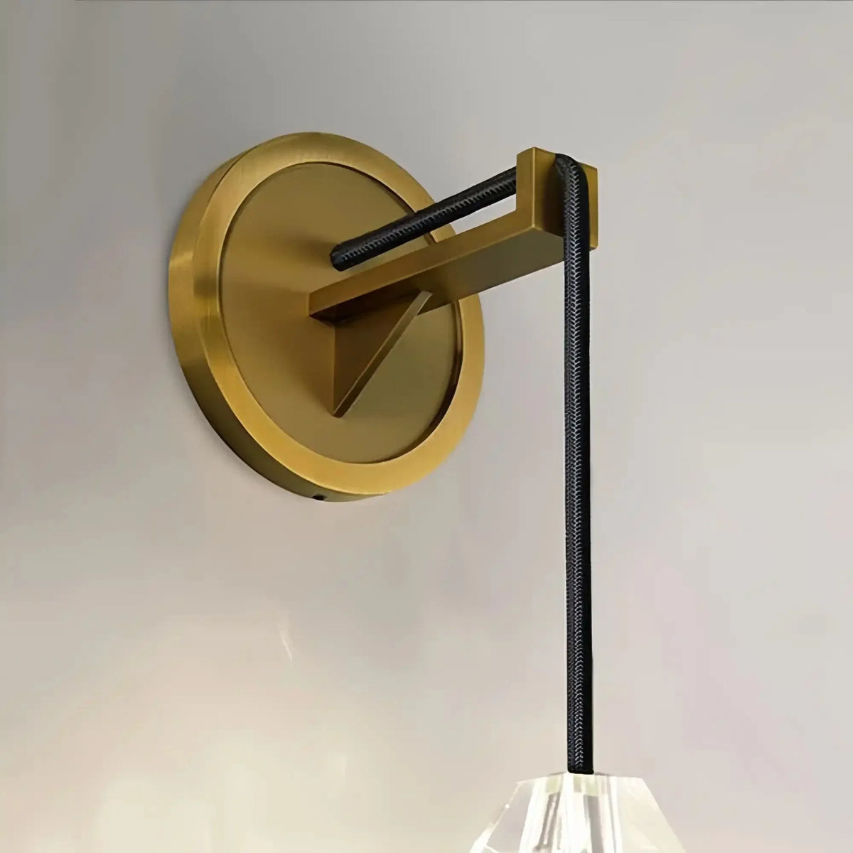 Chap Crystal Shade Wall Sconce - Joyfuzzy