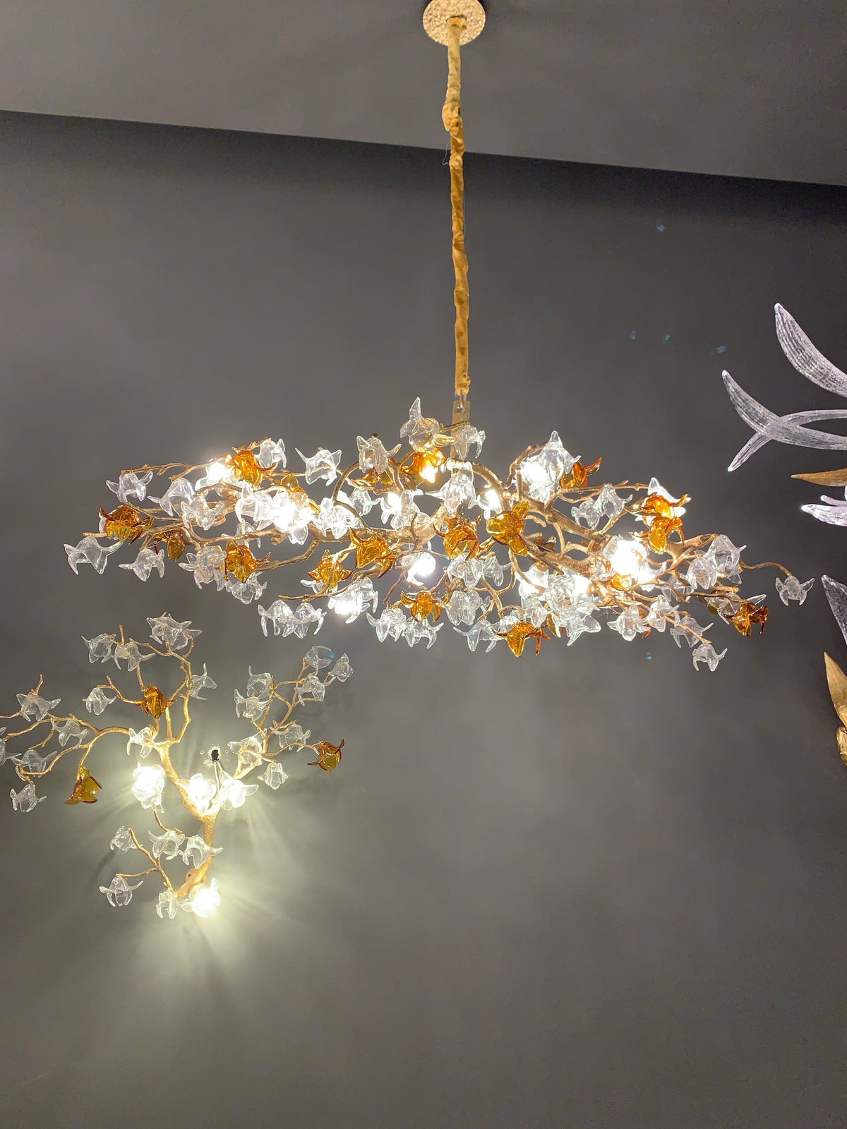 Designer Favorite Brass Branch Chandelier with Artistic Flower Glass for Dining Room Living Room and Kitchen Island - Round/12 Lights/D23.6"*H15.7"Warm LightJoyfuzzy