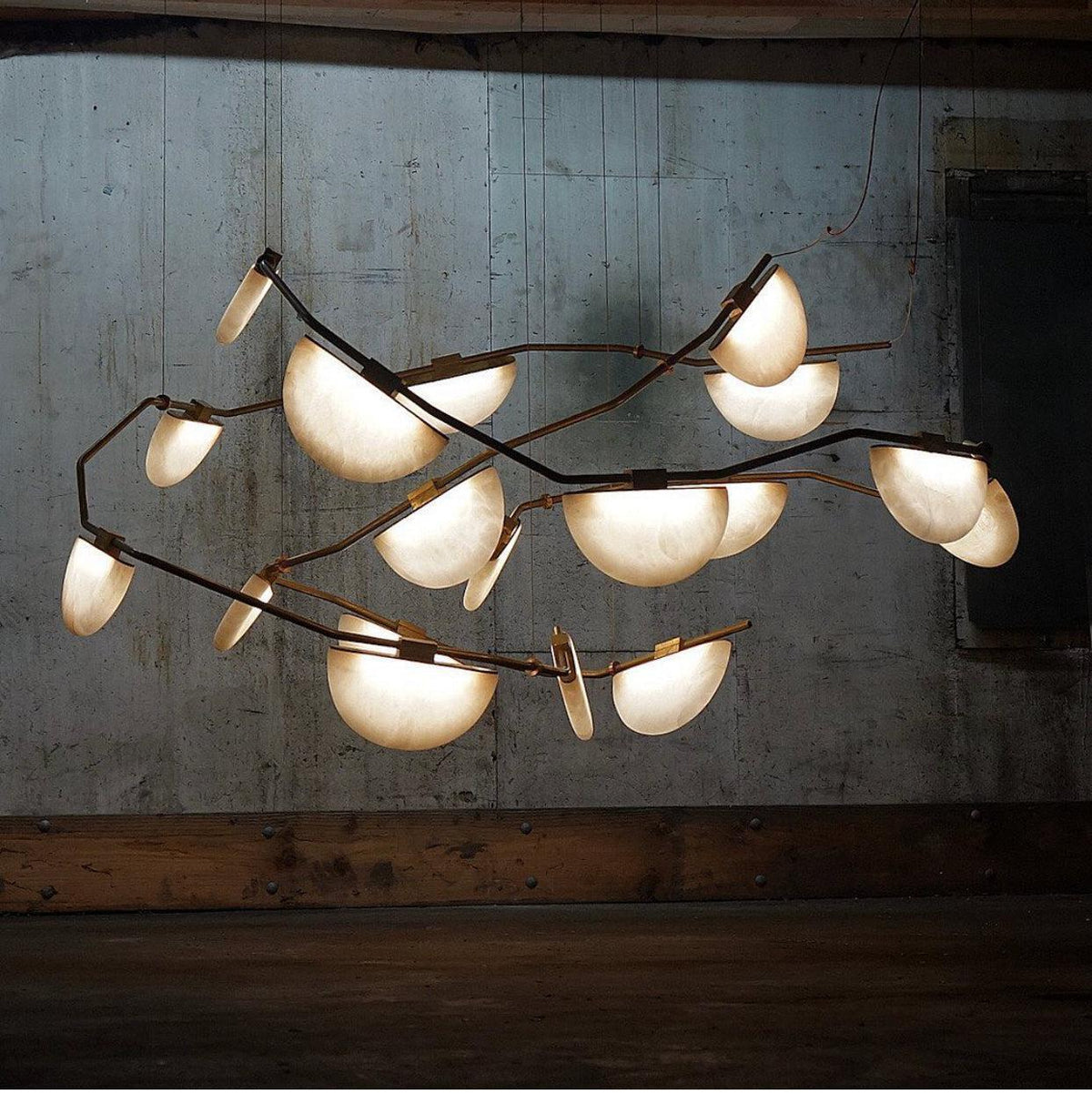 Elliot Alabaster Chandelier, Artistic Modern Chandelier for Bar Area - Joyfuzzy