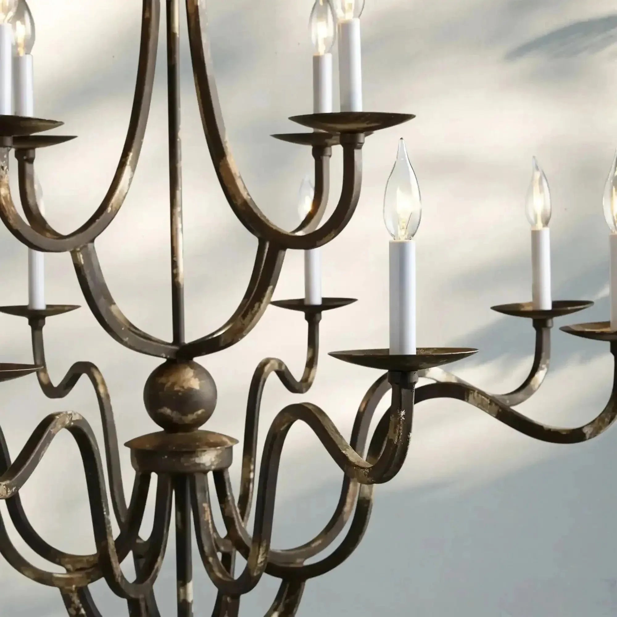 Grand 12 Light Chandelier - Joyfuzzy