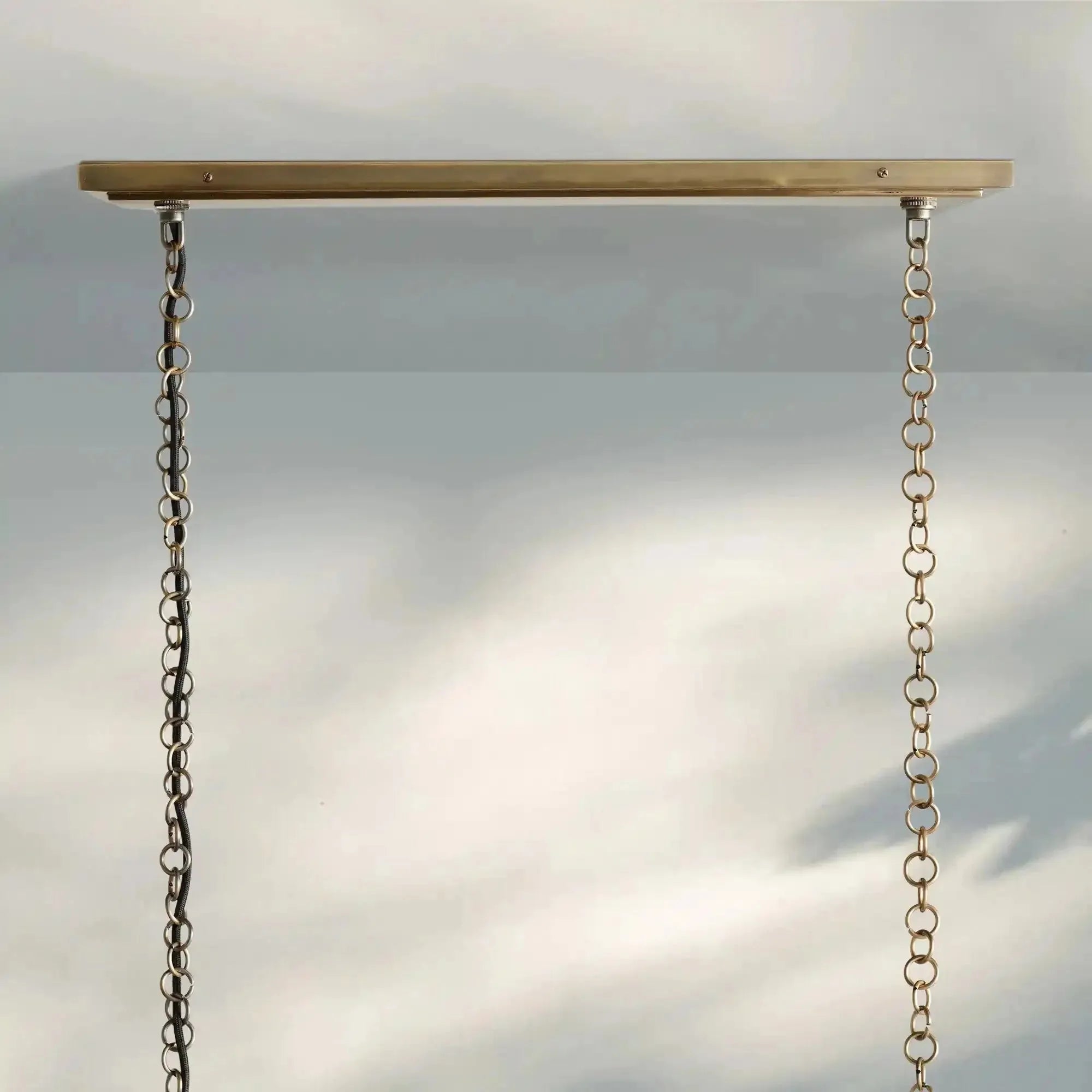 Holt 4/5 Lights Linear Chandelier - Joyfuzzy