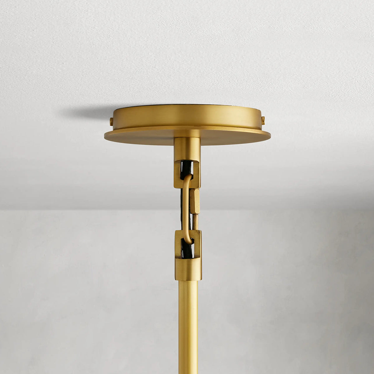 Linden Pendant Brass