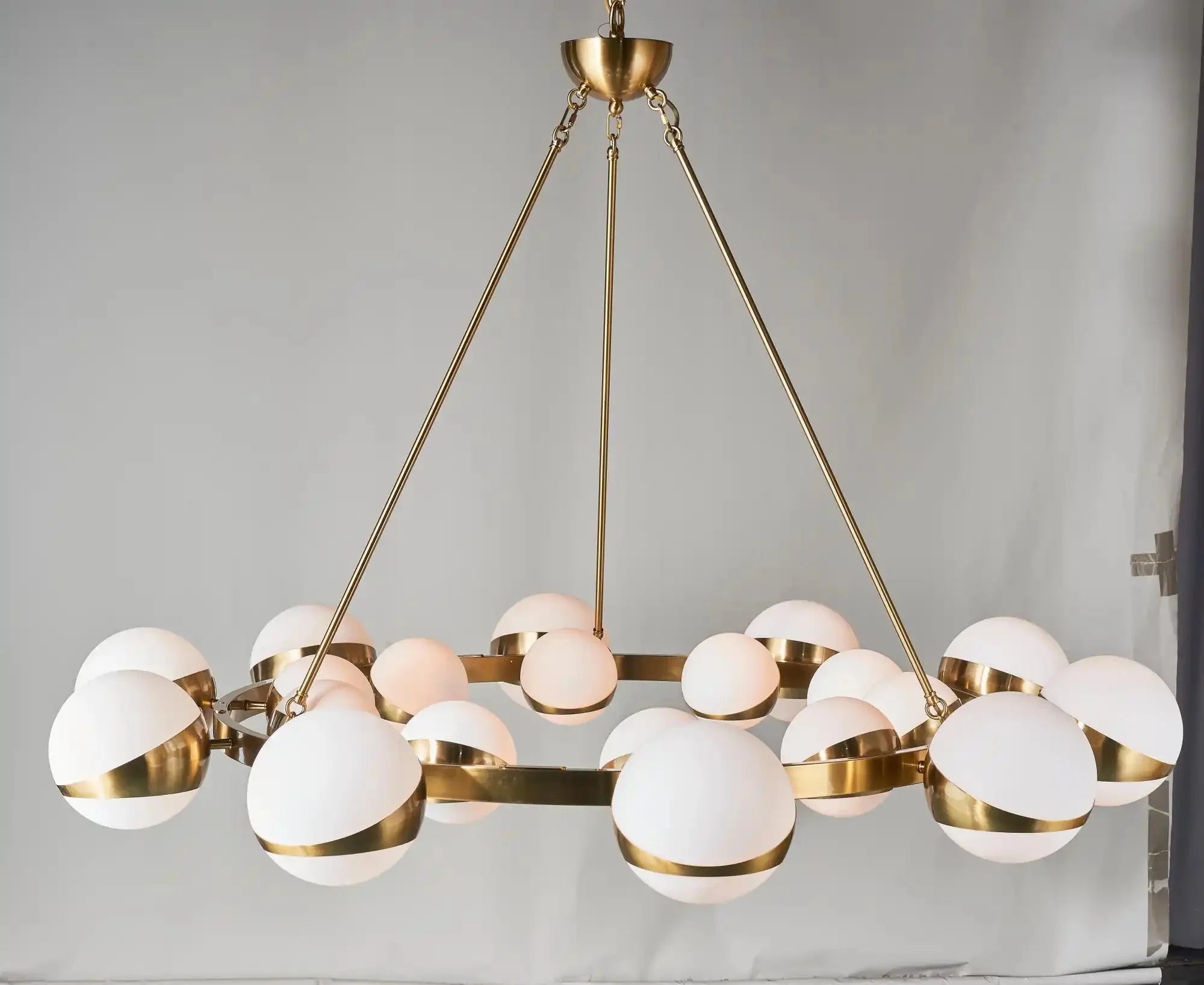 Lucca Sputnik Chandelier - LargeJoyfuzzy