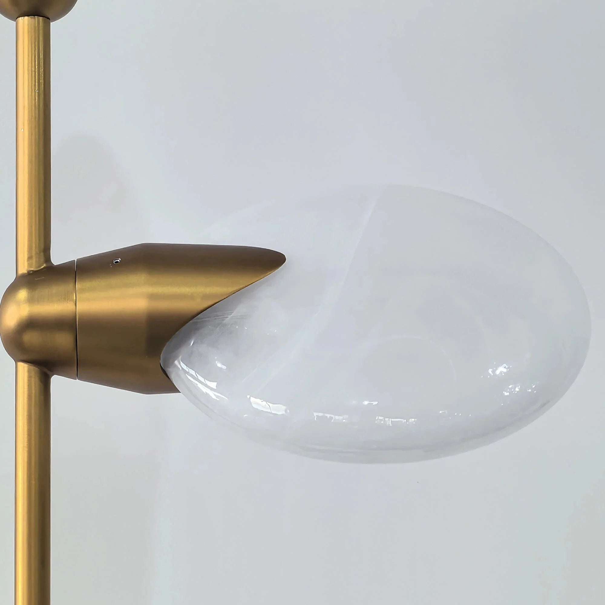 Lyla Floor Lamp - Joyfuzzy