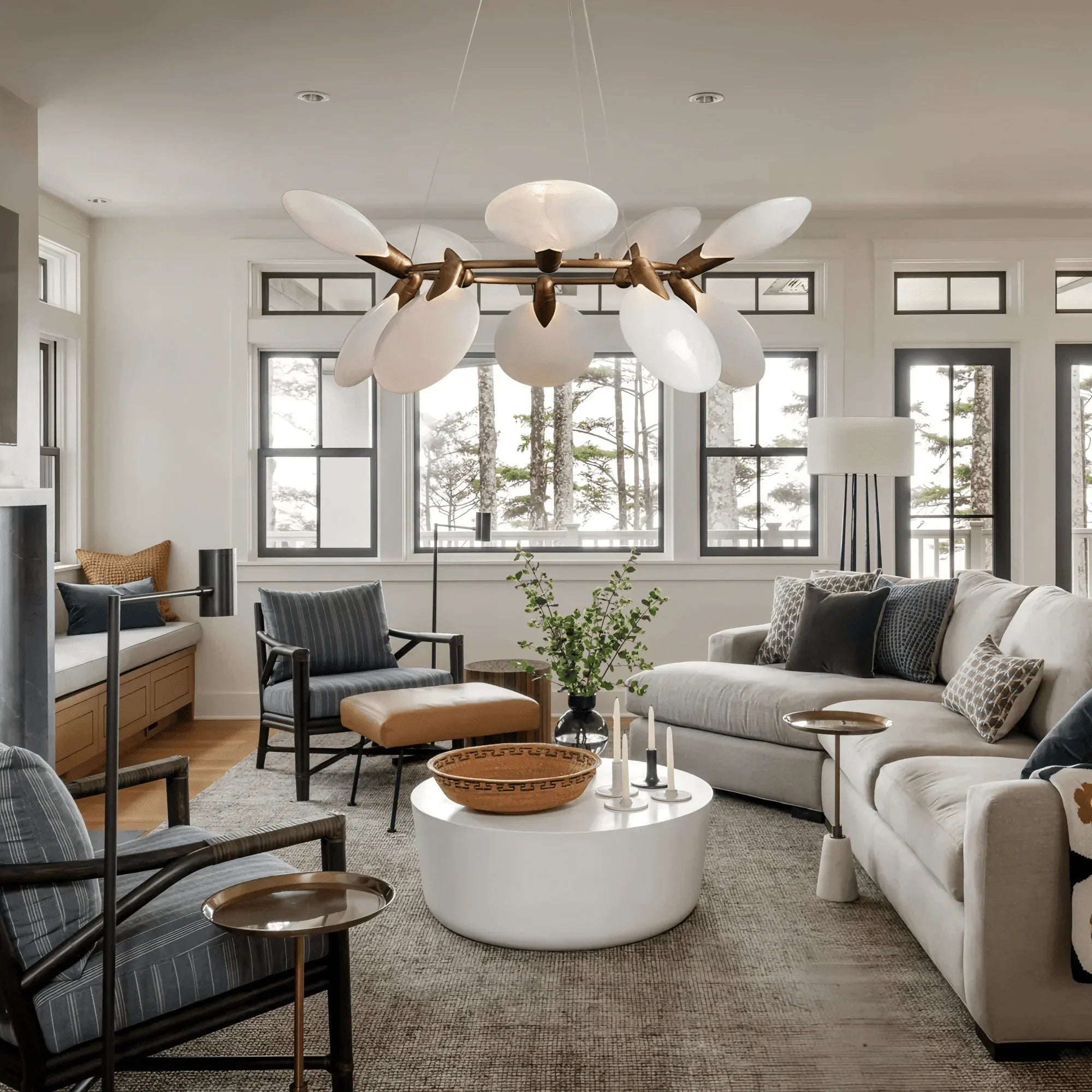 Lyla Halo Chandelier - Joyfuzzy