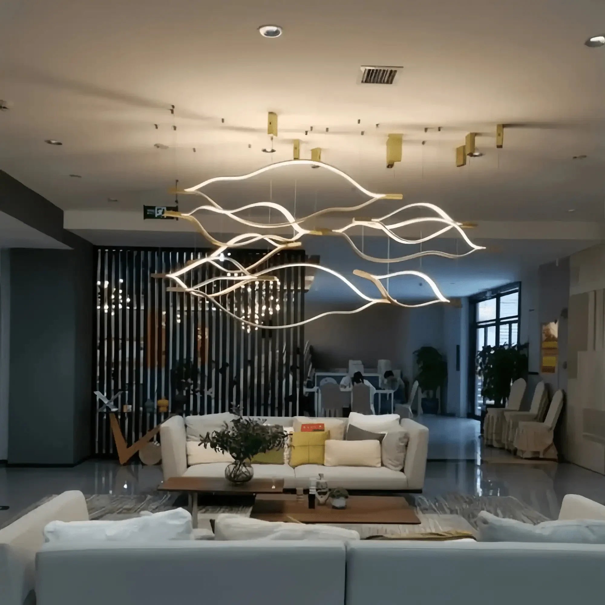 Modern Simple Aluminum Waving Chandelier - Joyfuzzy