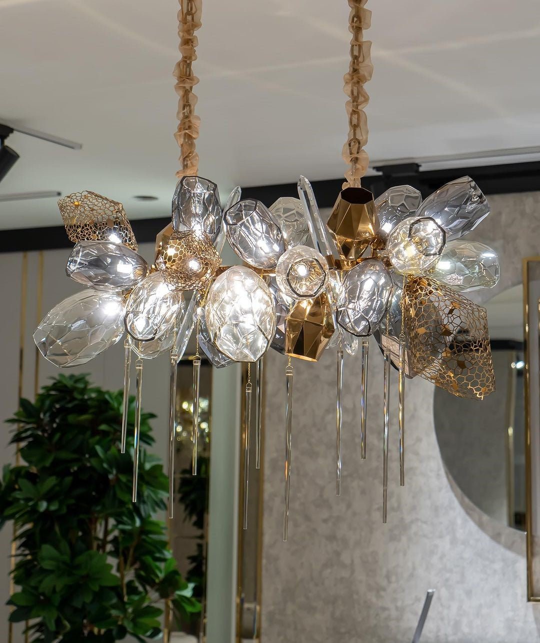 Modern Wine Glass Shape Chandelier Italian Light Luxury Light Fixture for Dining Room/Living Room - Linear/L31.5"*W16.9"*H29.5"GoldWarm LightJoyfuzzy