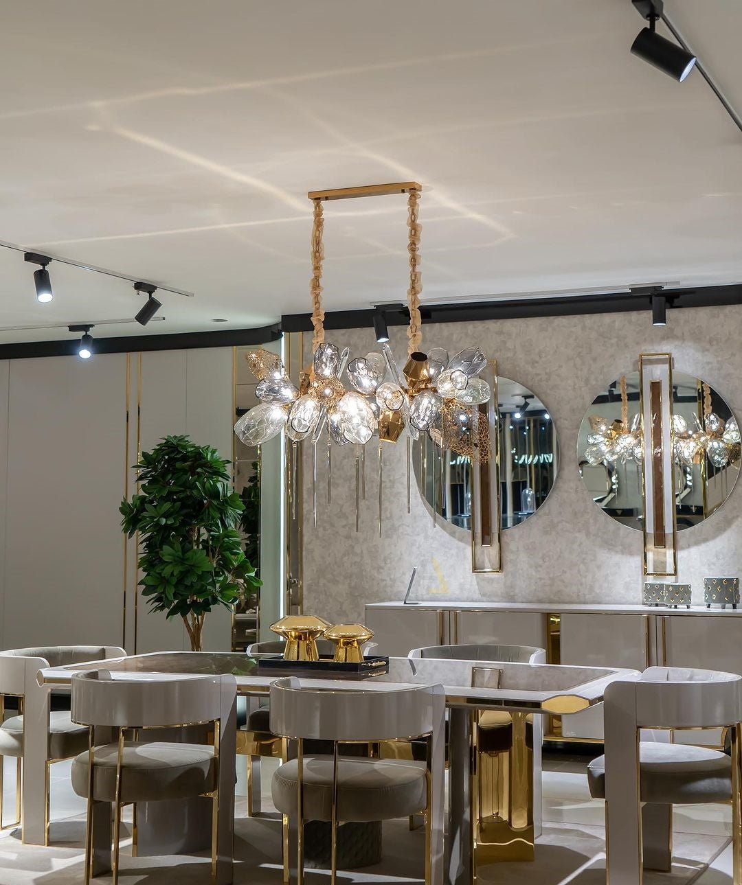 Modern Wine Glass Shape Chandelier Italian Light Luxury Light Fixture for Dining Room/Living Room - Linear/L31.5"*W16.9"*H29.5"GoldWarm LightJoyfuzzy