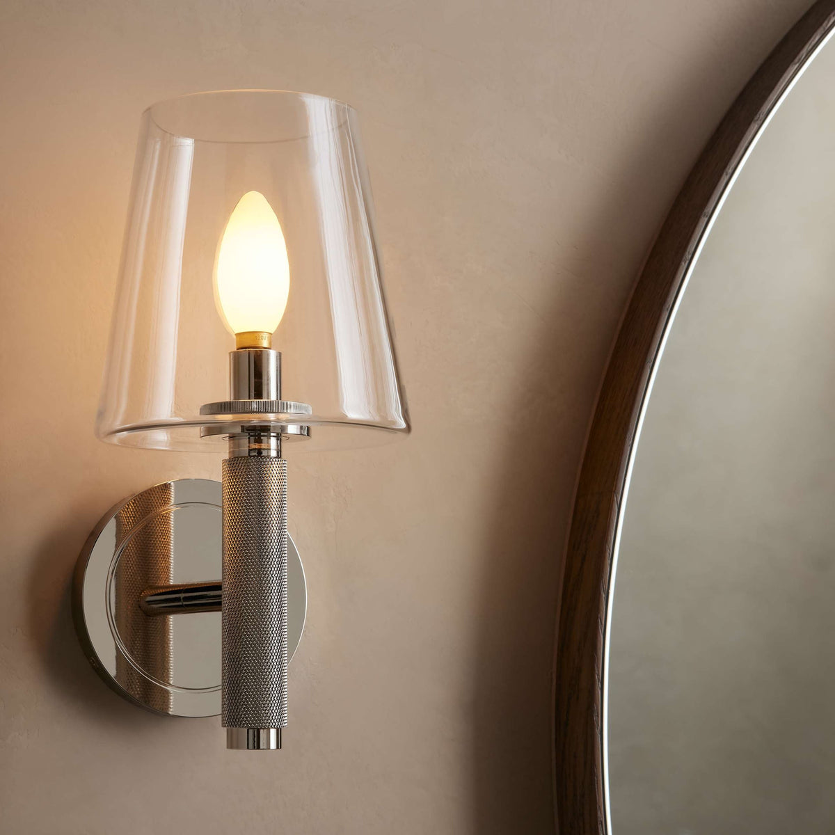 Monroe Sconce