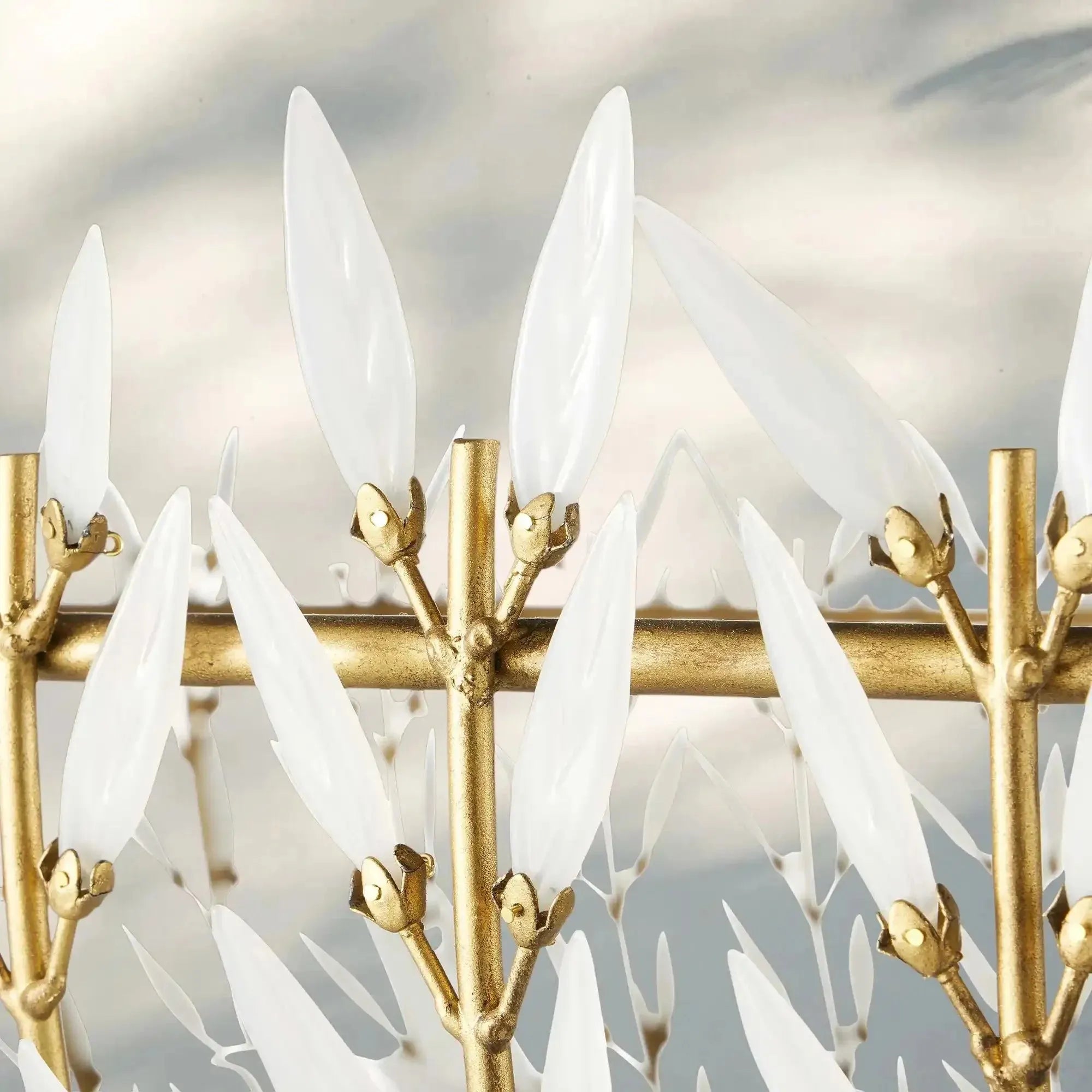 Morrigan Round Chandelier - Joyfuzzy
