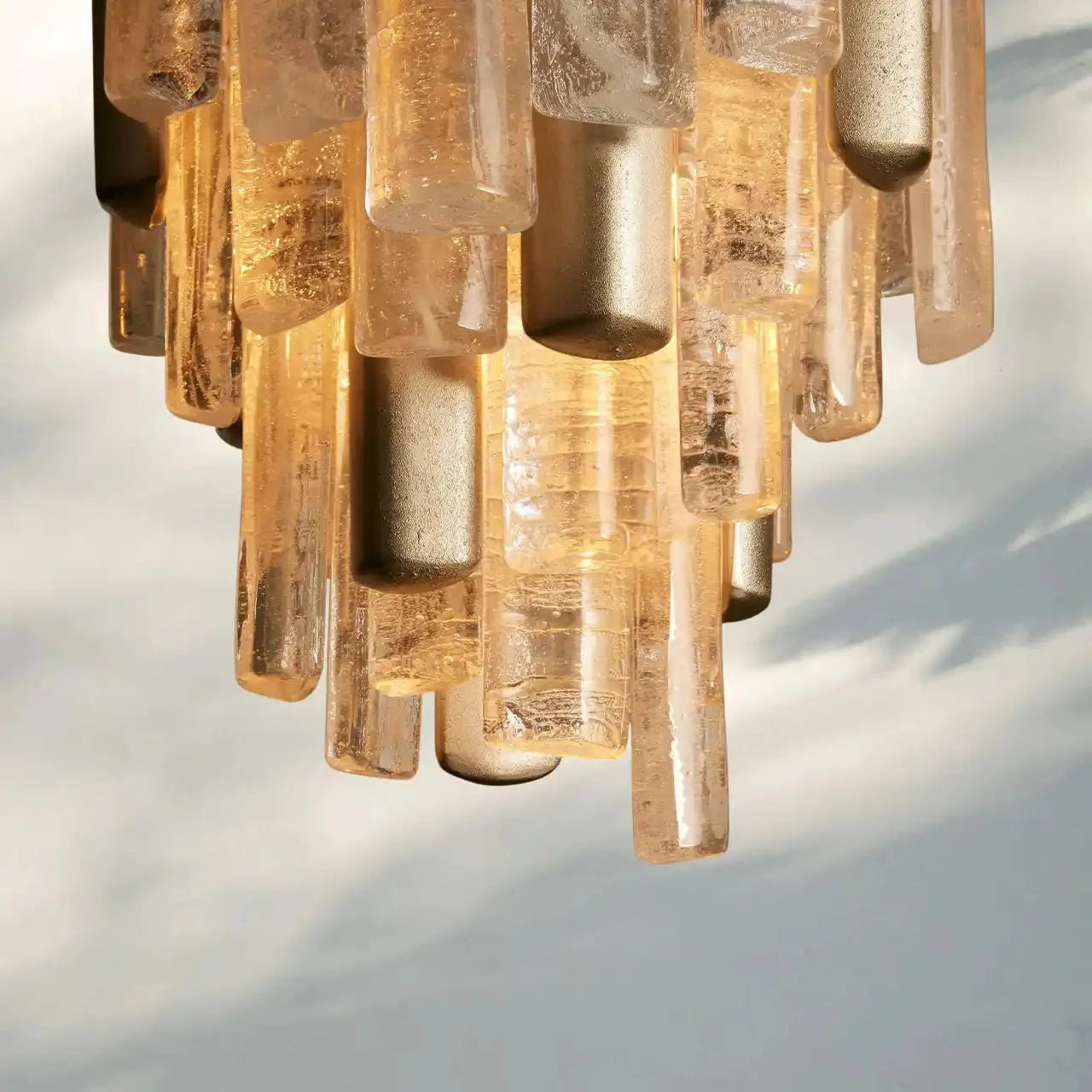Neve Pendant - ChampagneJoyfuzzy