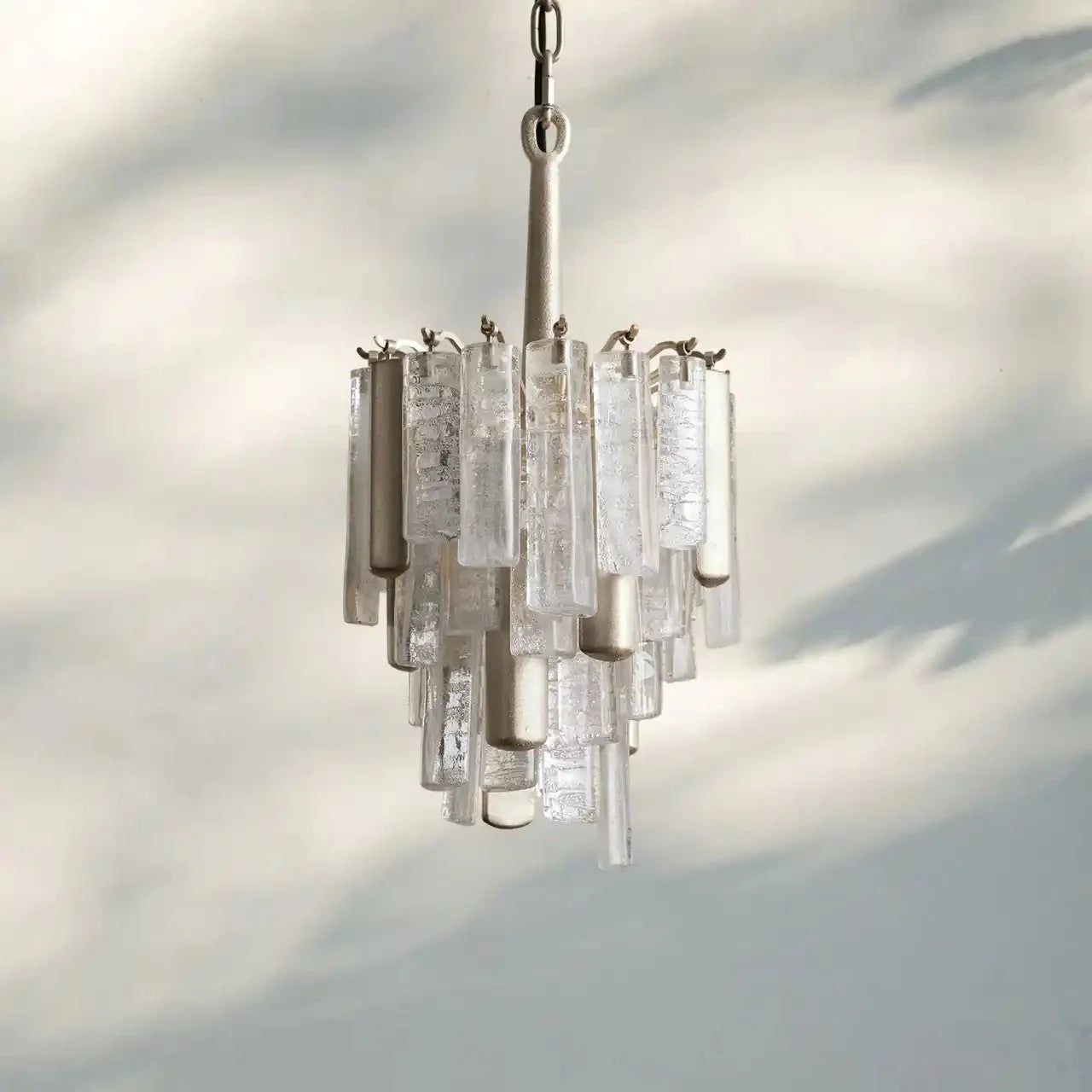 Neve Pendant - ChampagneJoyfuzzy