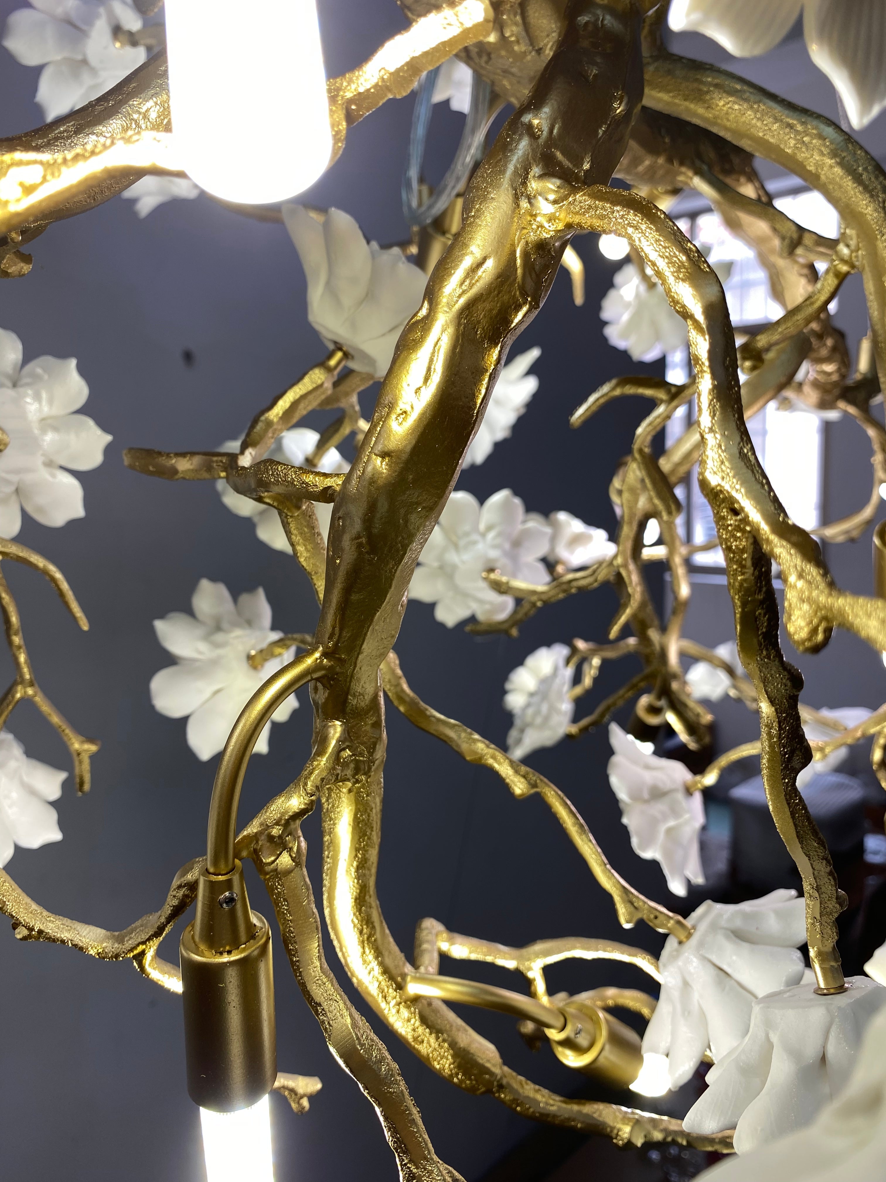 Post - Modern Art Brass and Ceramics Flower Pendant Branch Chandelier for Living/Dining Room - L49.2"*W19.7"*H21.7"Warm LightJoyfuzzy