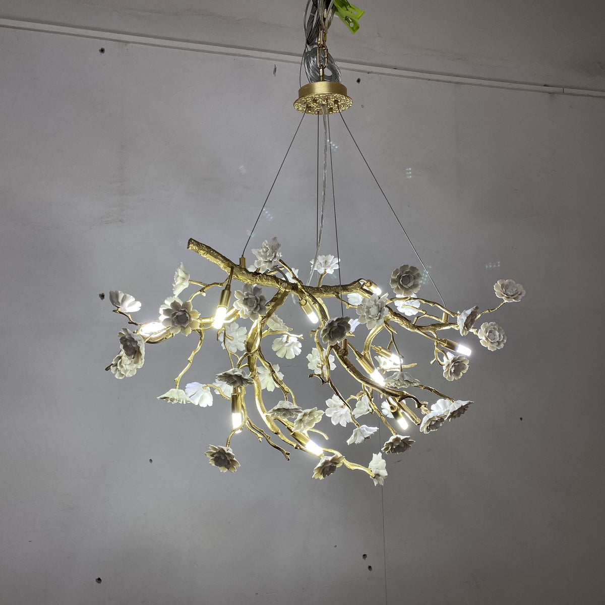 Post - Modern Art Brass and Ceramics Flower Pendant Branch Chandelier for Living/Dining Room - L49.2"*W19.7"*H21.7"Warm LightJoyfuzzy