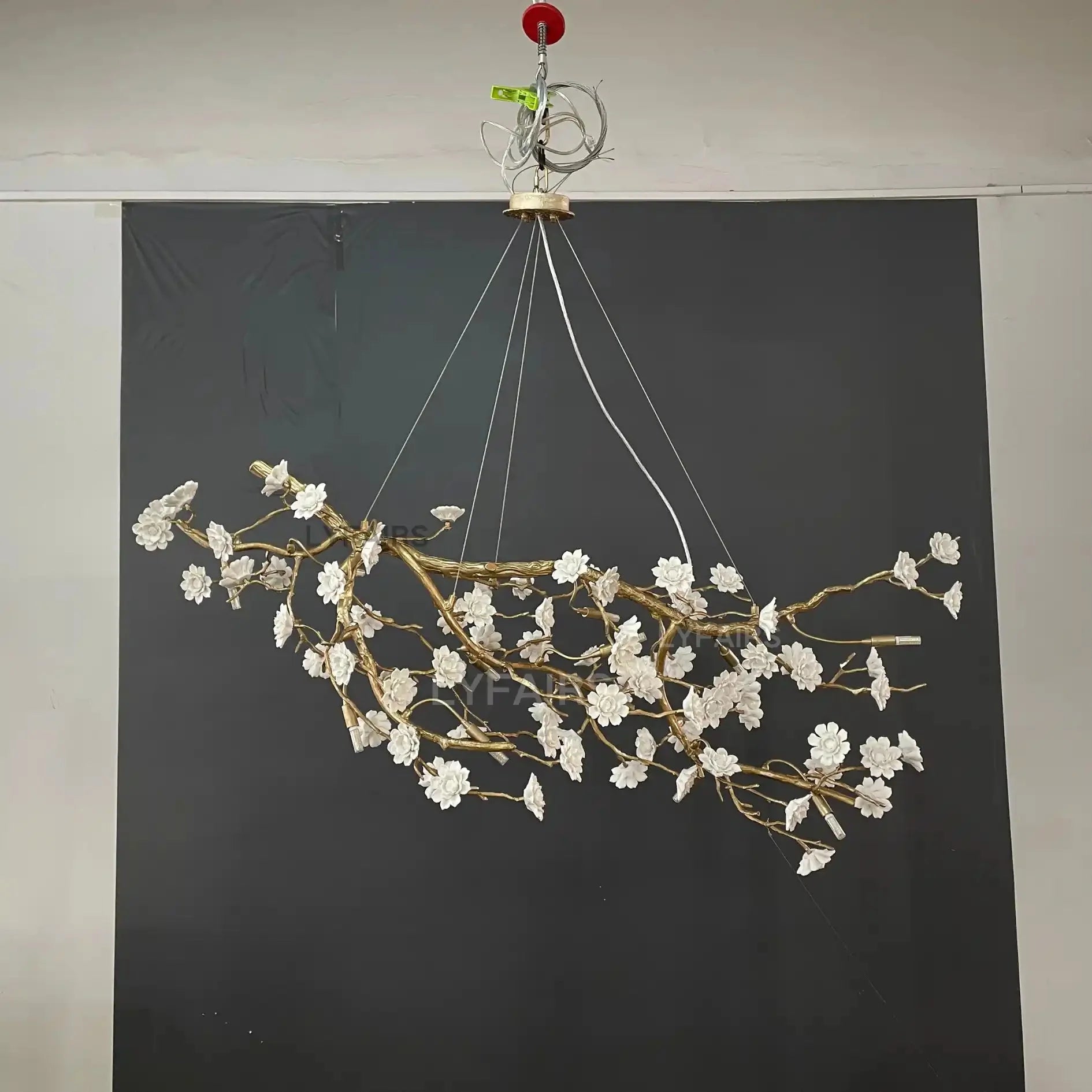 Post - Modern Art Brass and Ceramics Flower Pendant Branch Chandelier for Living/Dining Room - L49.2"*W19.7"*H21.7"Warm LightJoyfuzzy