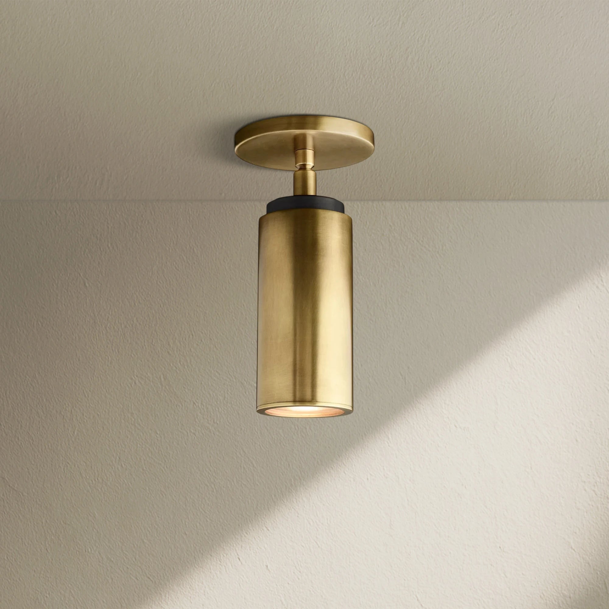 Chafz Pivoting Flushmount