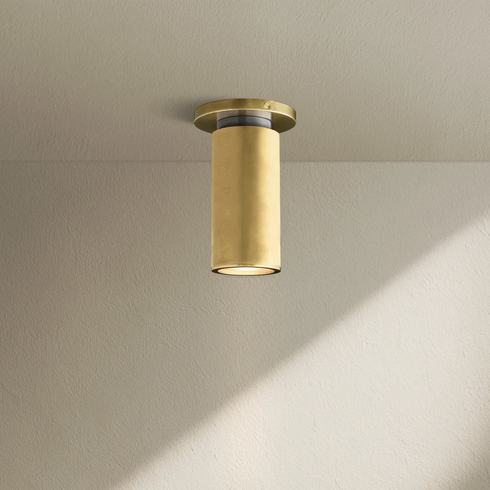 Chafz Flushmount
