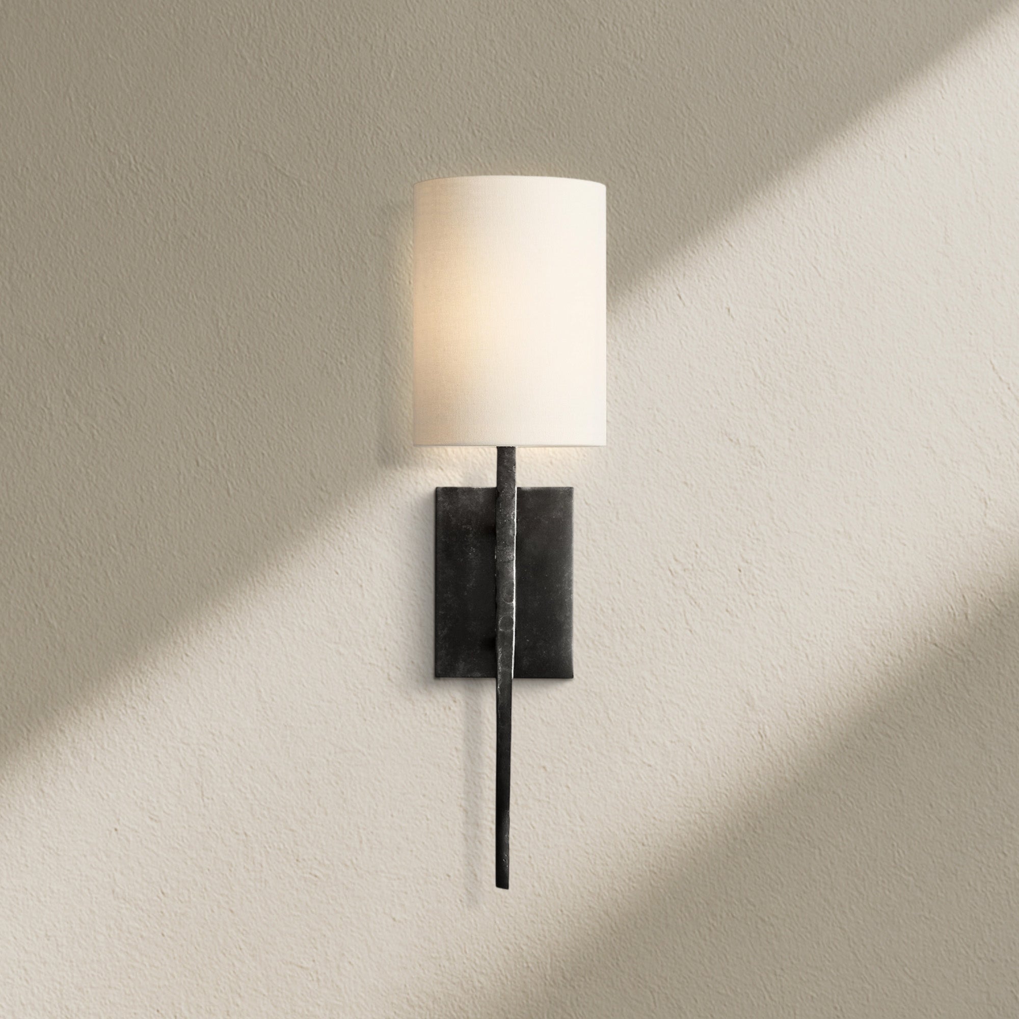 Wryfz Wall Sconce